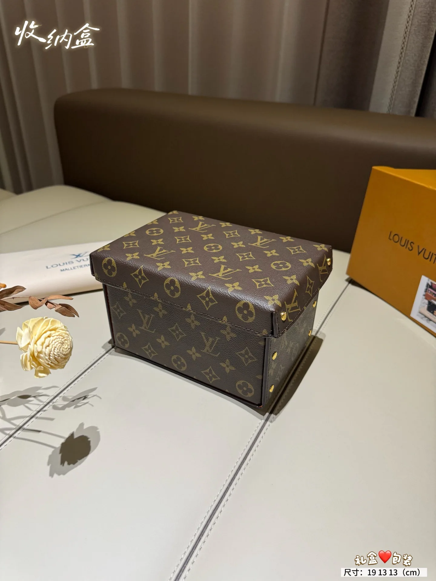 Текстиль Louis Vuitton 18013181
