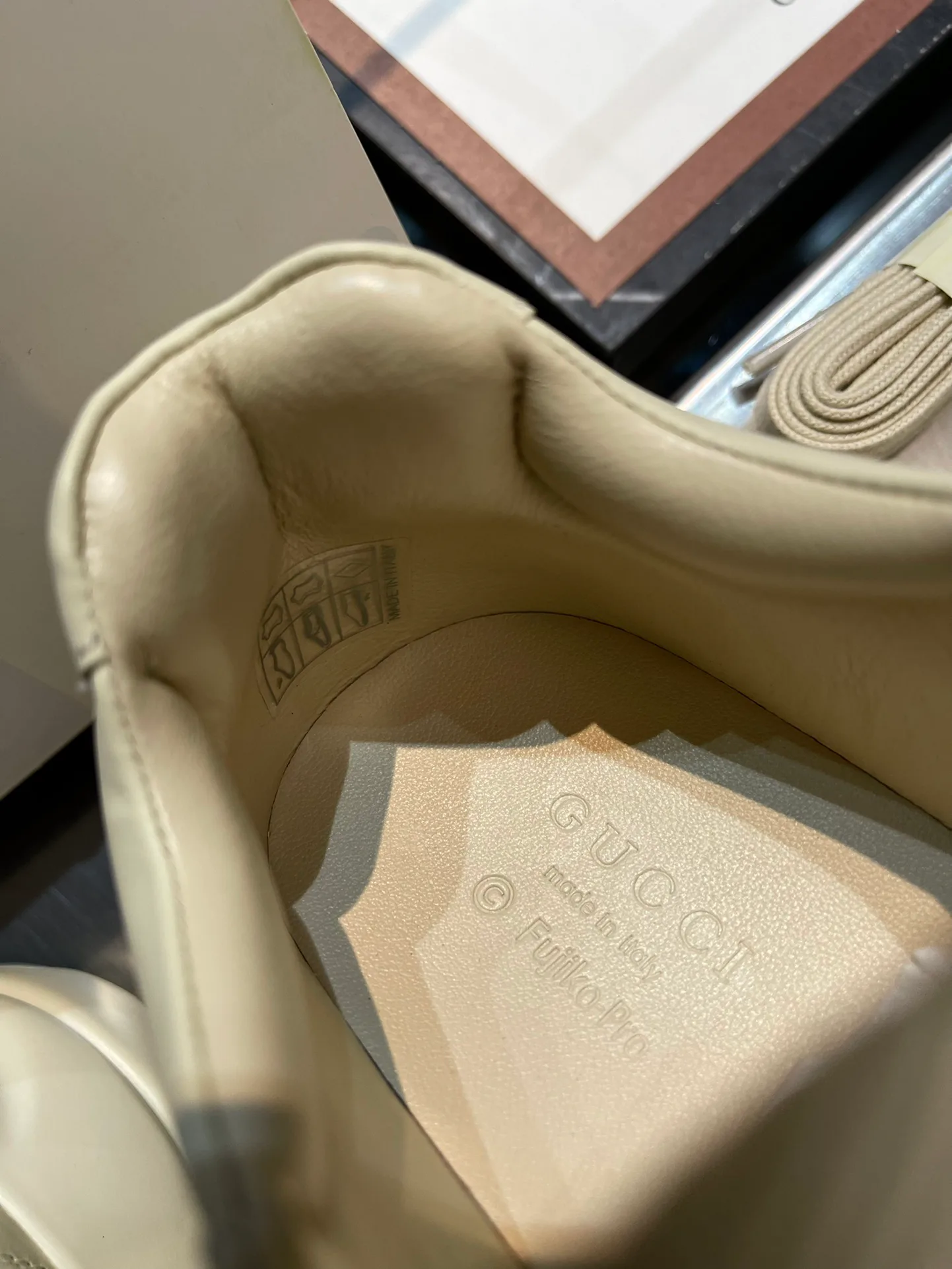 Кроссовки Женские Gucci 15649