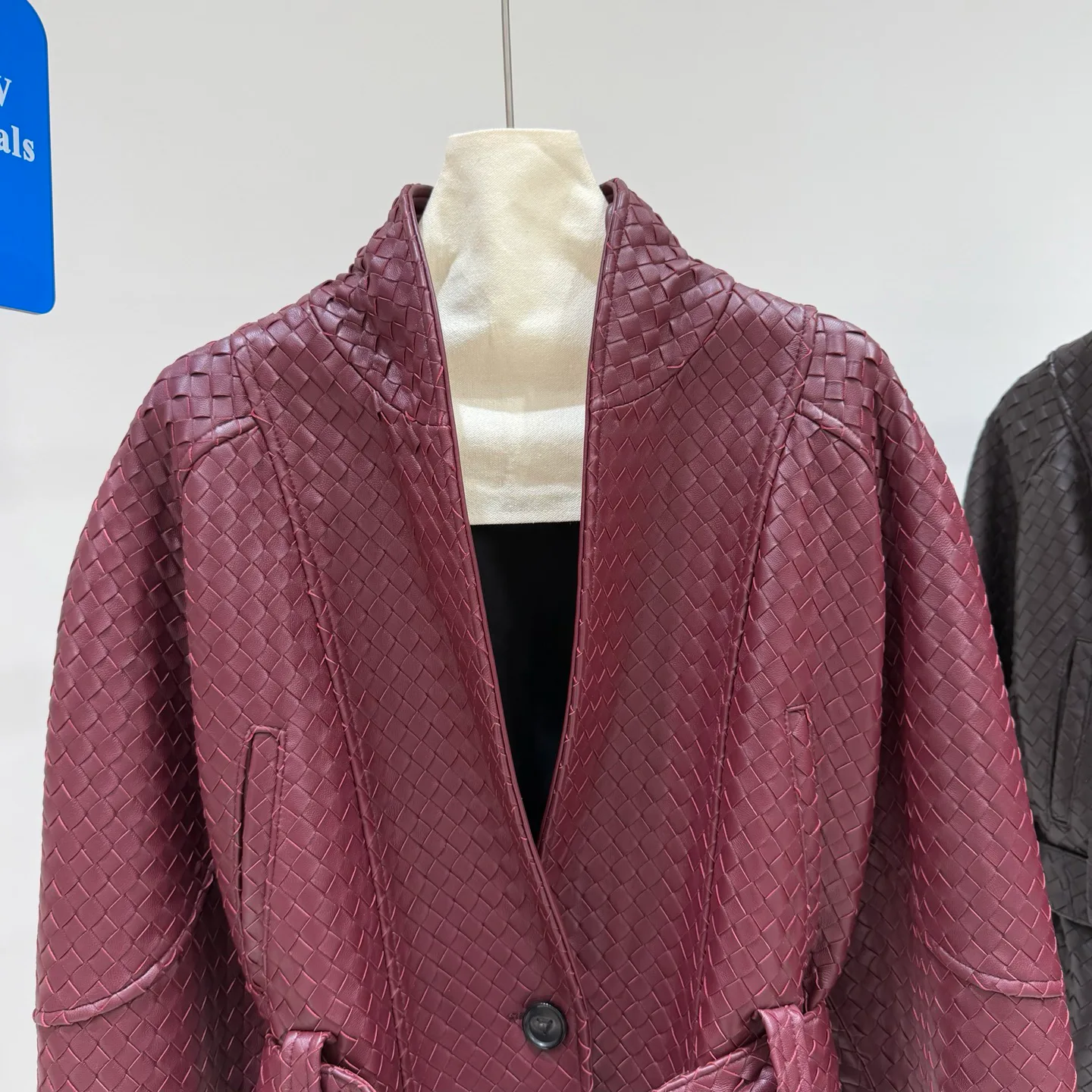Кожаные Куртки И Дублёнки Женские Bottega Veneta 18115006