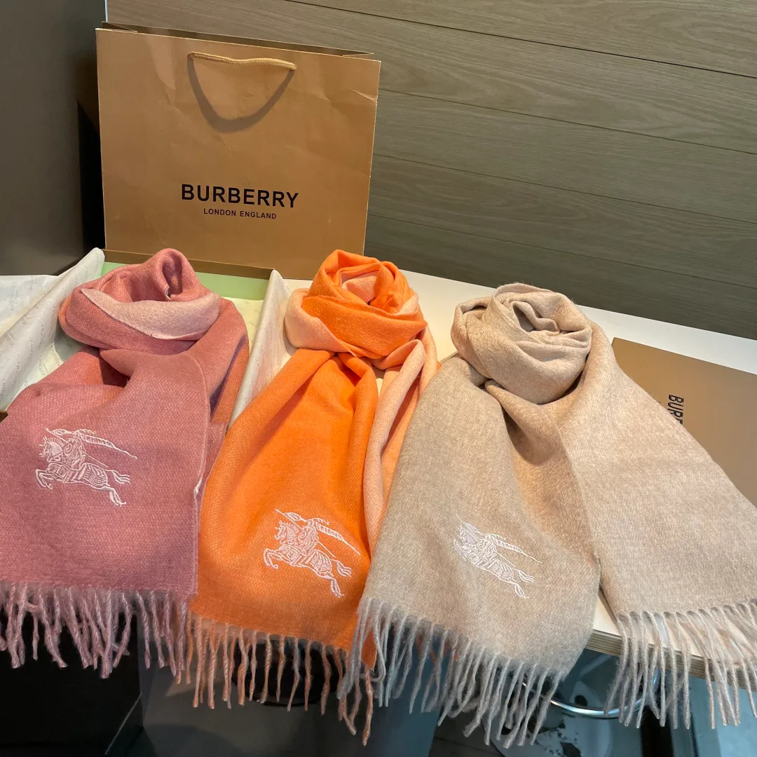 Шарфы Burberry 1303519