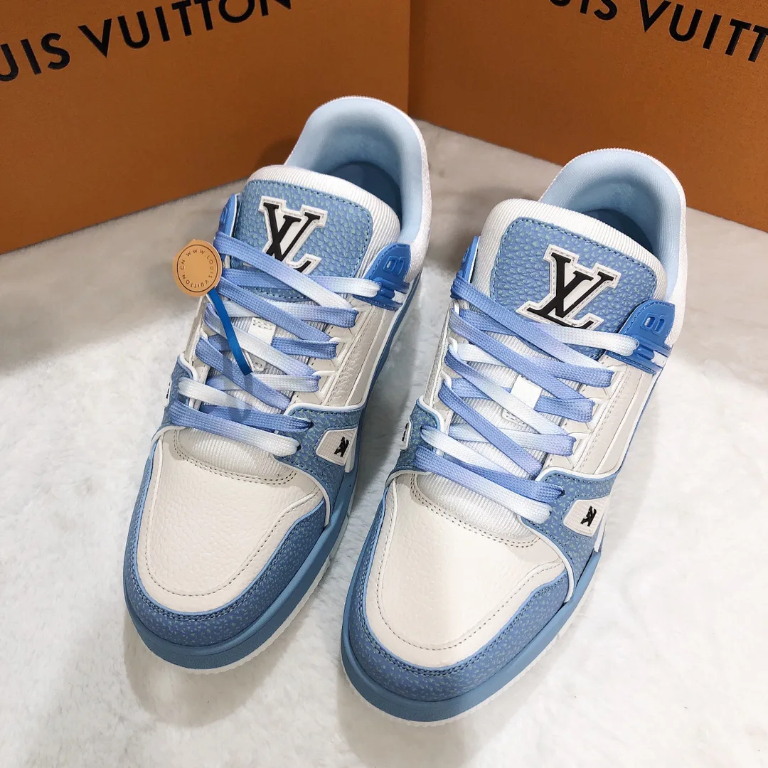 Кроссовки Женские Louis Vuitton 11707385