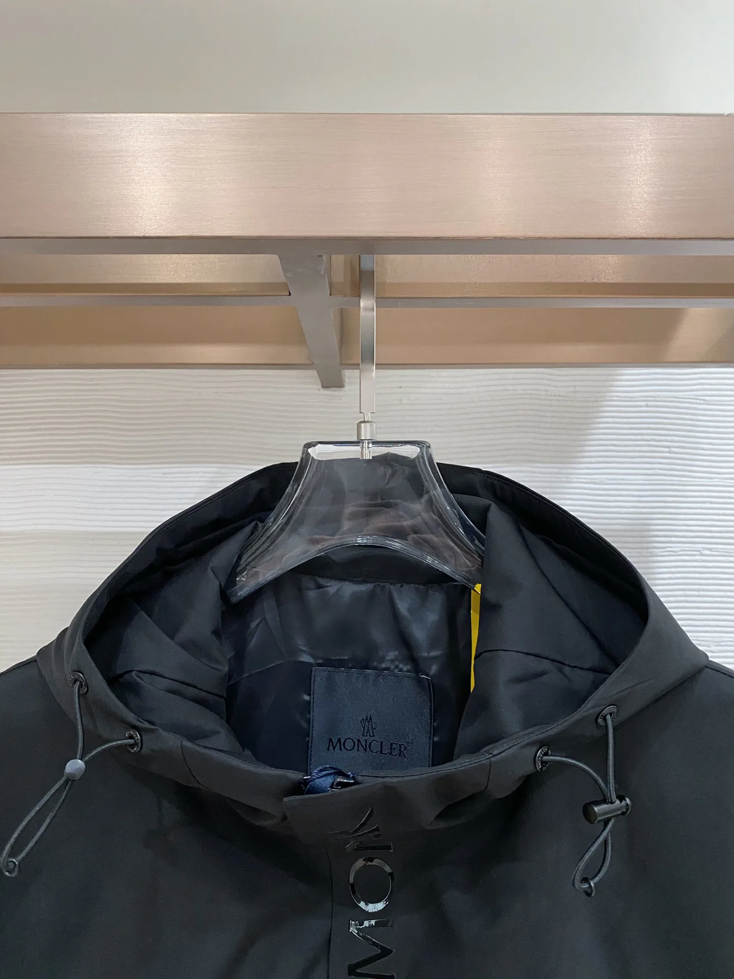 Куртки И Пуховики Мужские Moncler 11504054