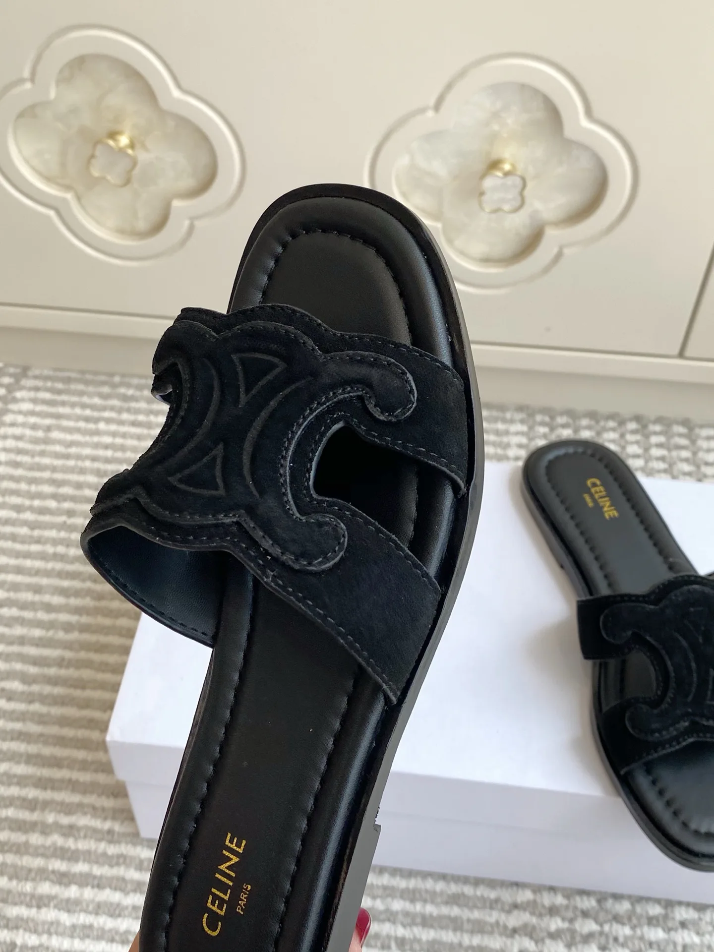 Шлепанцы Женские Celine 17572140