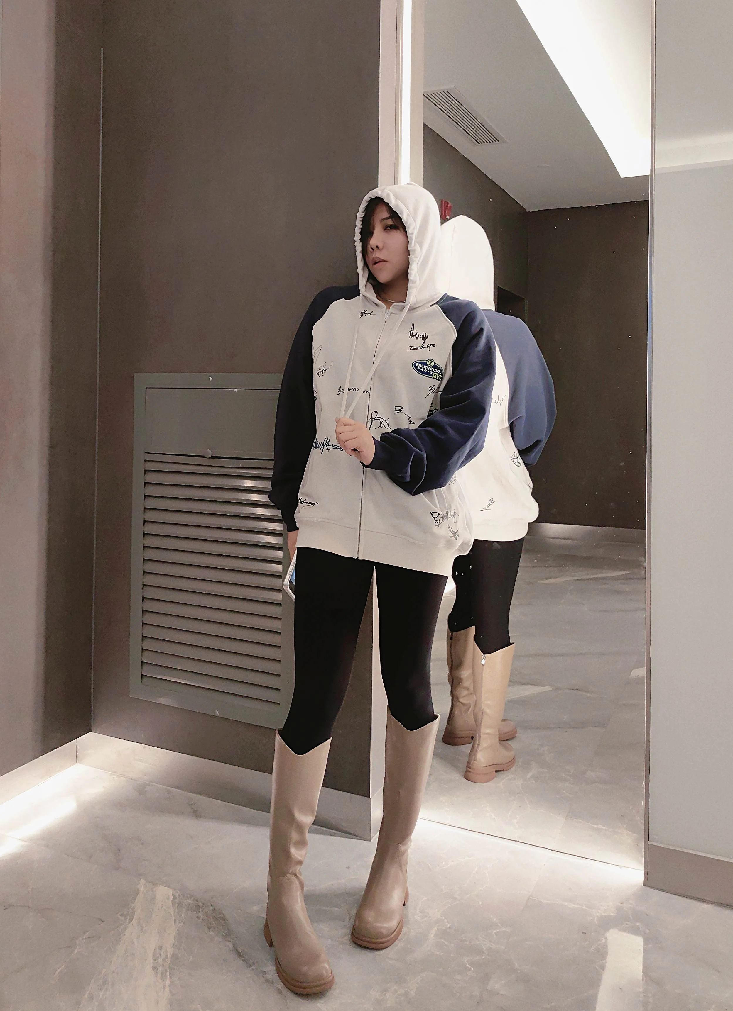 Свитшоты И Худи Женские Balenciaga 687194