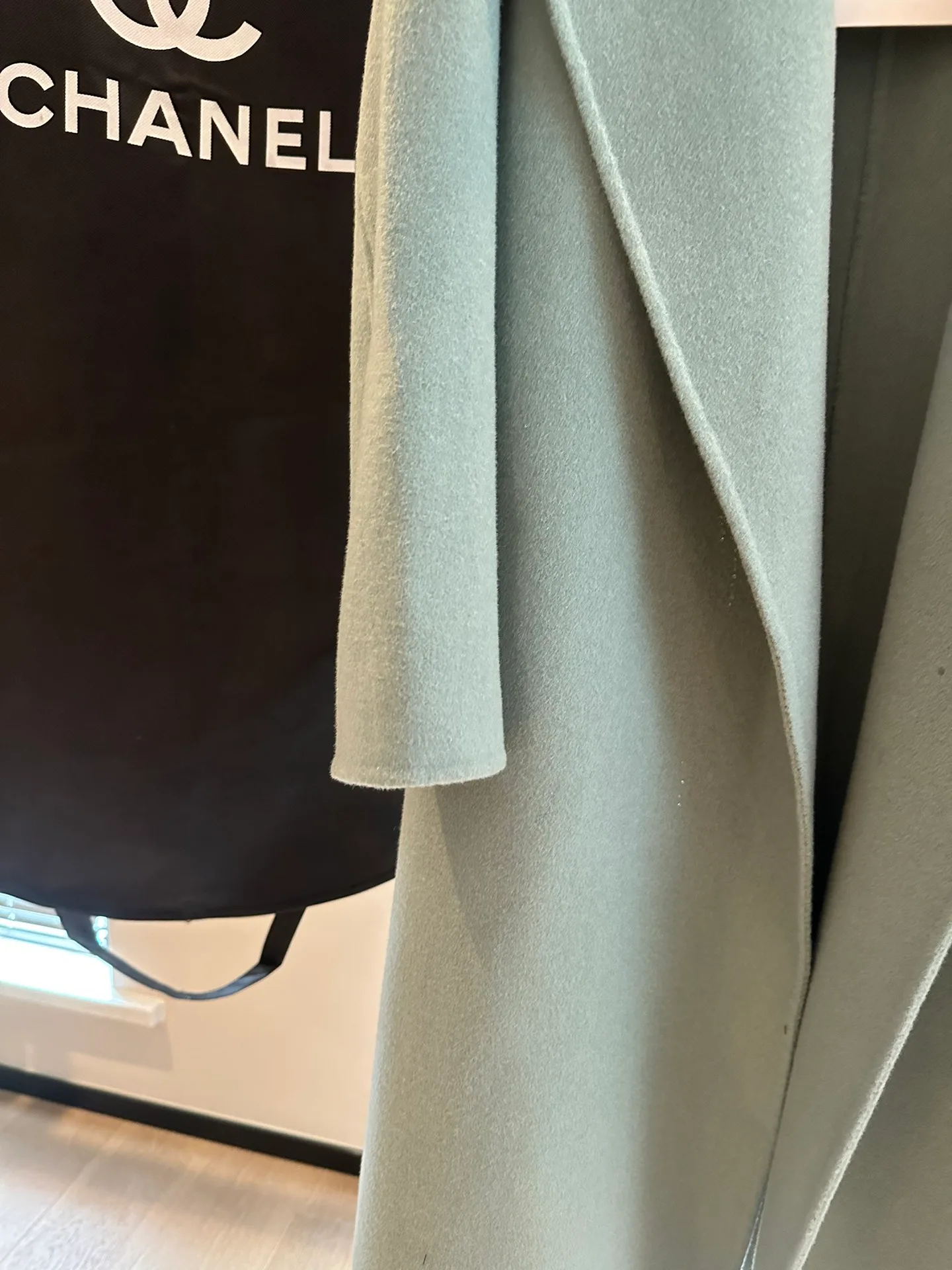 Пальто Женские Chanel 11425376