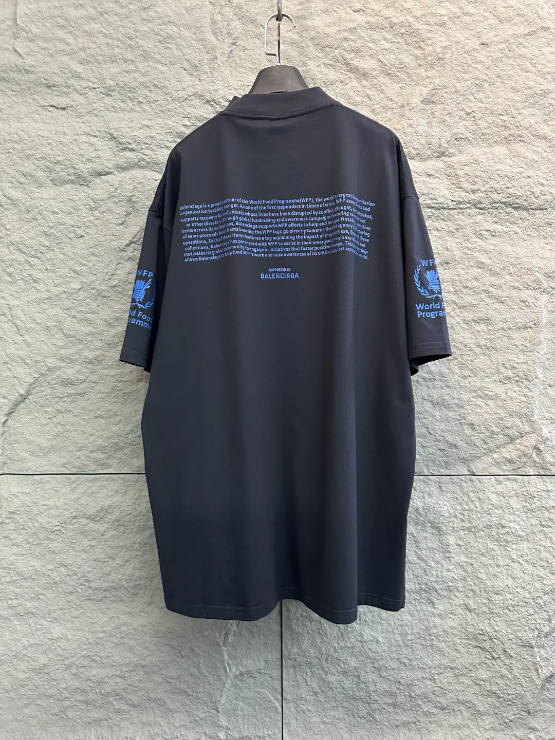 Футболки Женские Balenciaga 11478562