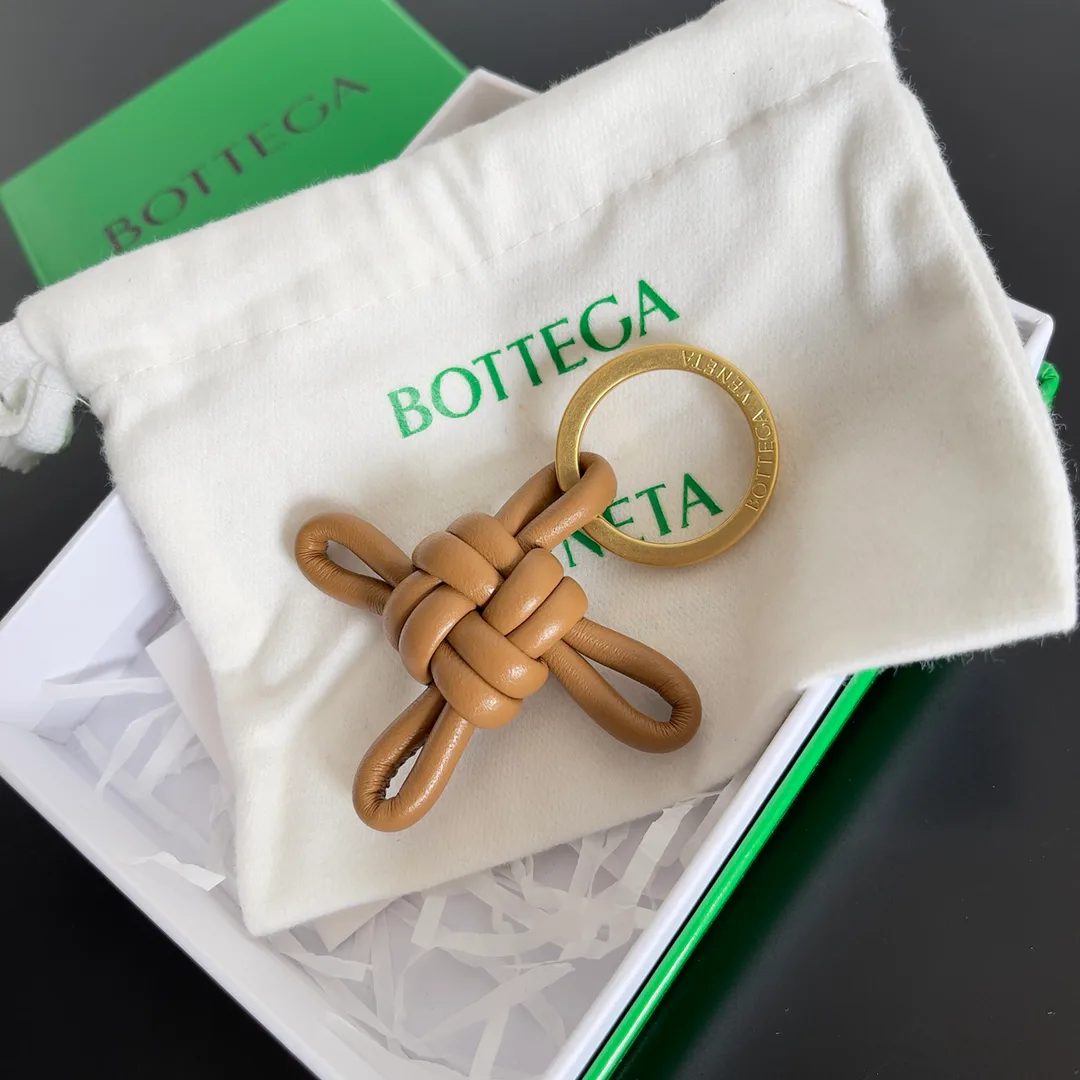 Ключницы Bottega Veneta 595675