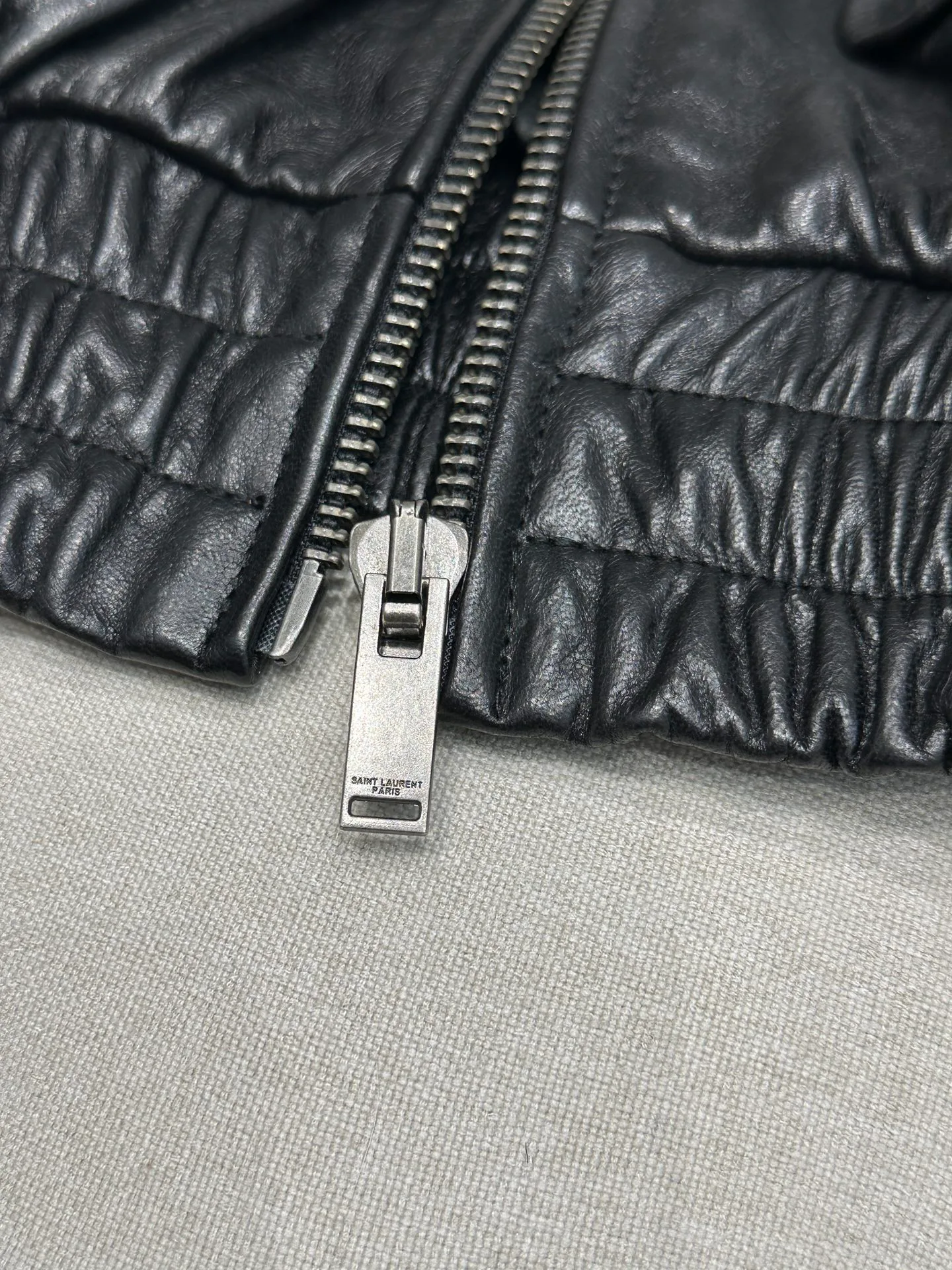 Кожаные Куртки И Дублёнки Женские Saint Laurent 11544758