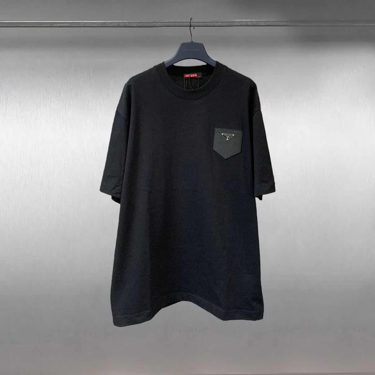 Футболки Женские Prada 10394905