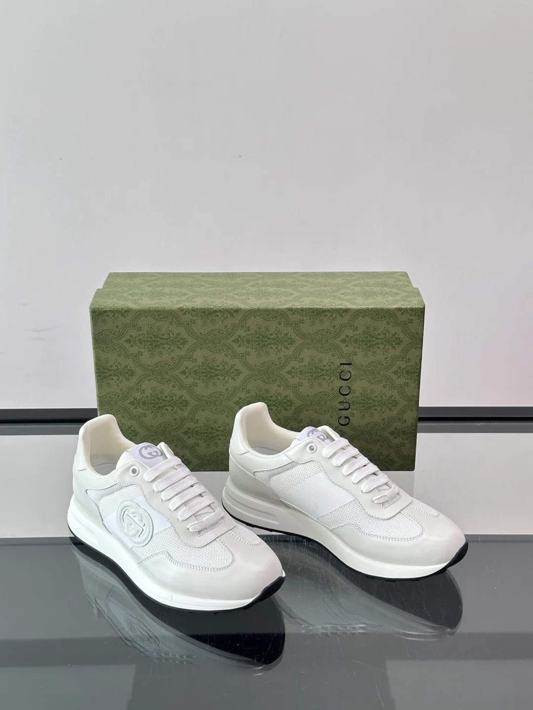 Кроссовки Мужские Gucci 17672672