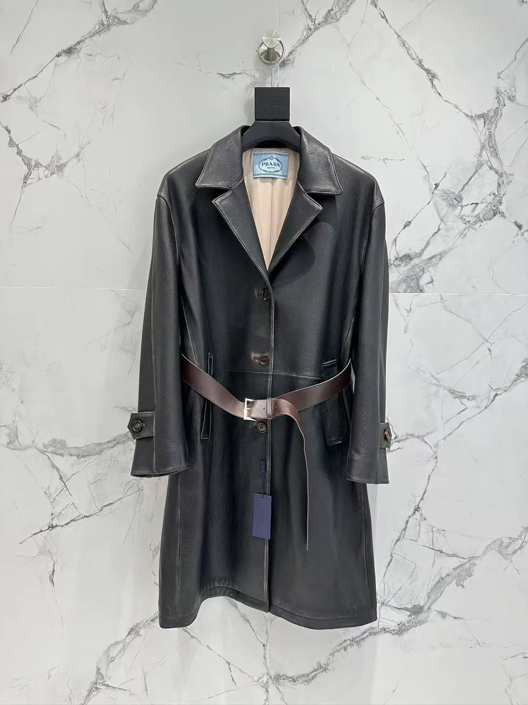 Кожаные Куртки И Дублёнки Женские Prada 13186428