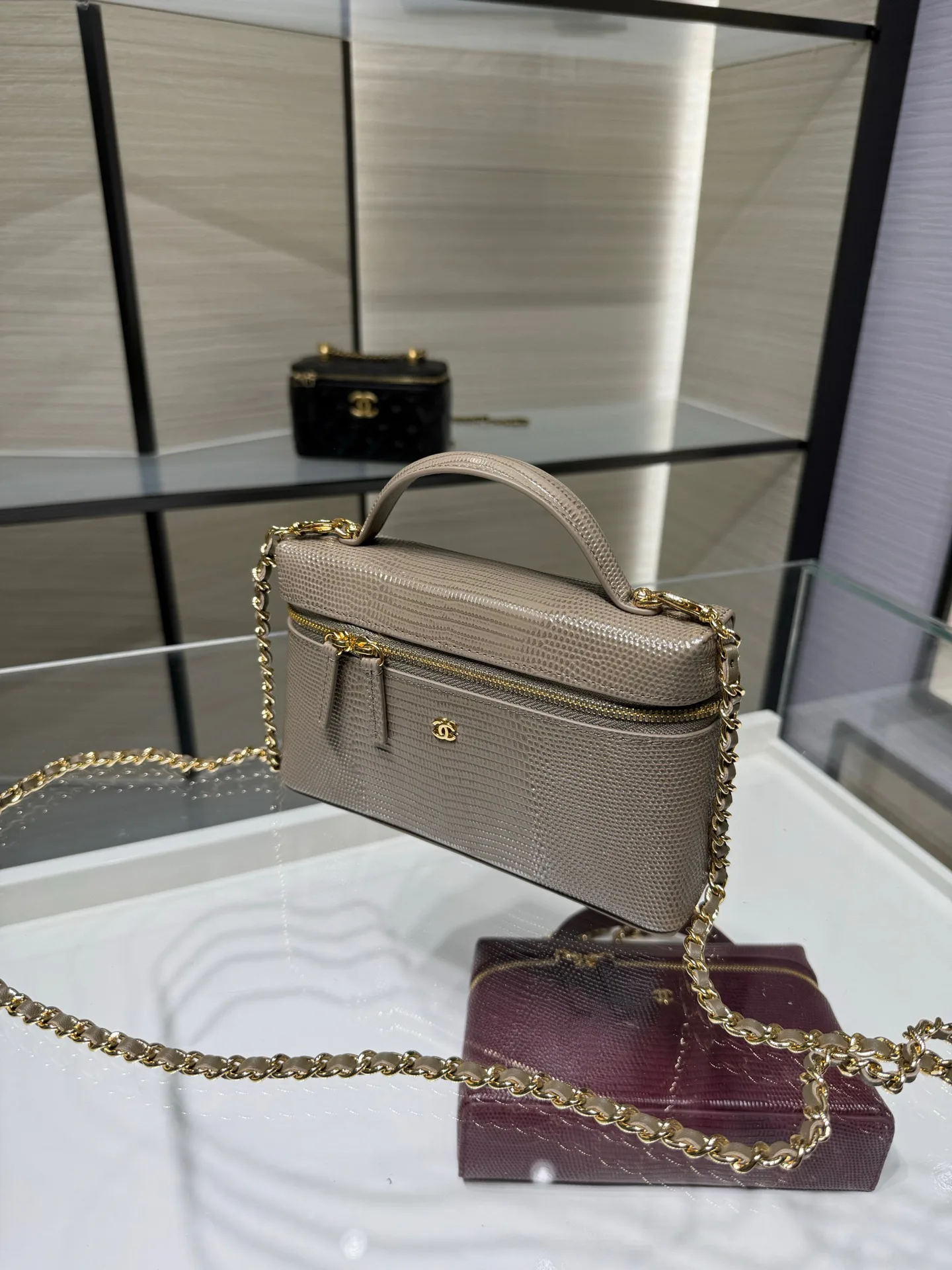 Классические Сумки Женские Chanel 17827289