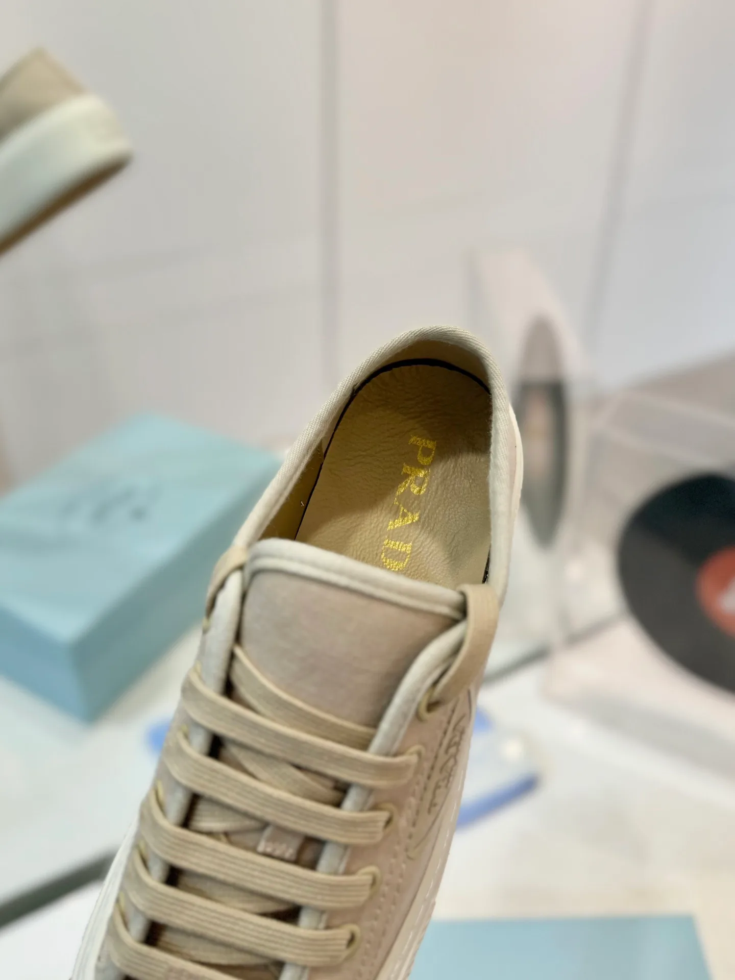 Кроссовки Женские Prada 9535099