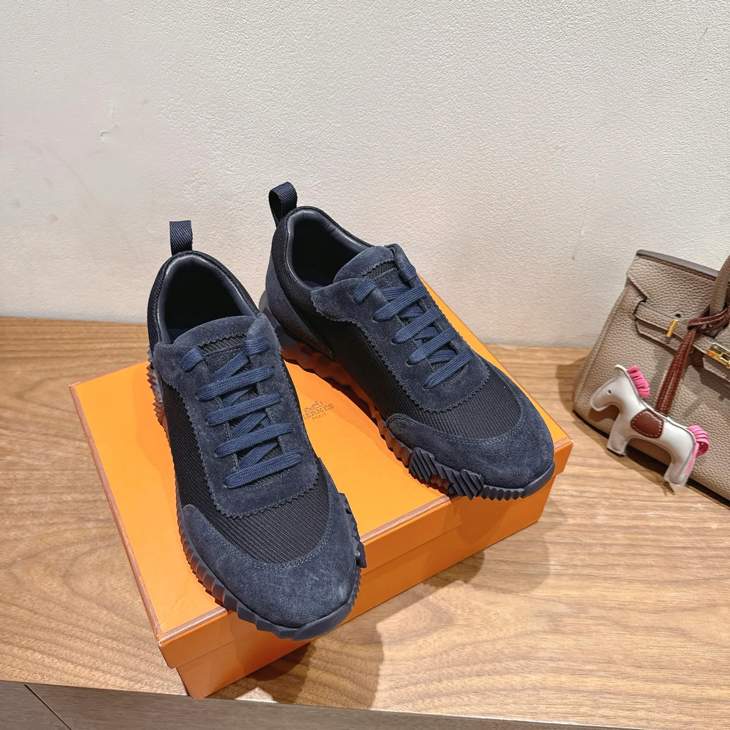 Кроссовки Женские Hermes 18729699