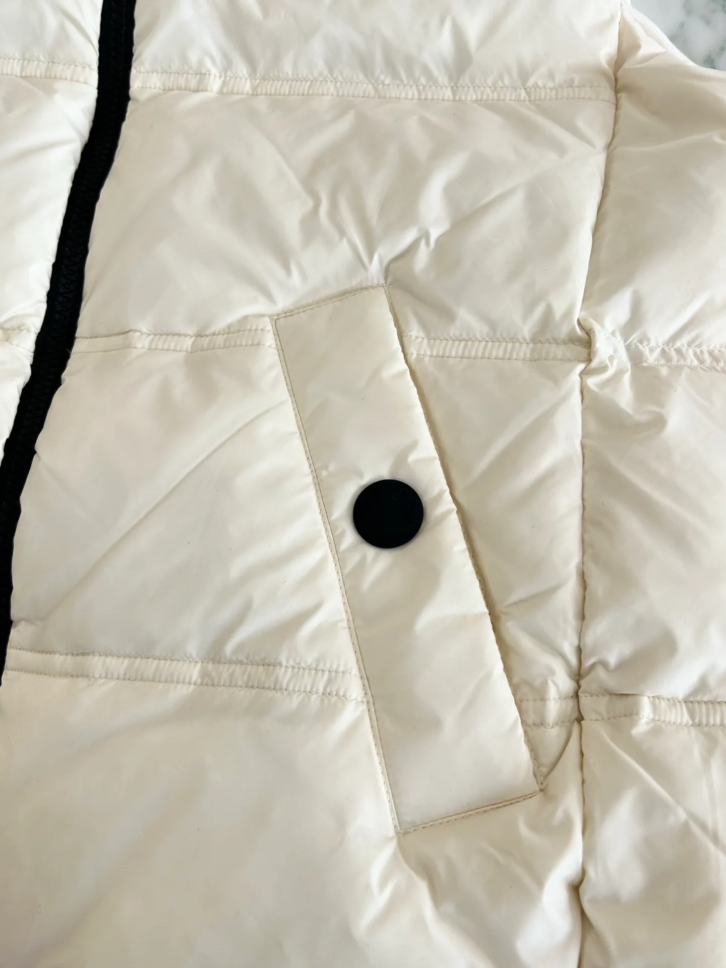 Жилеты Женские Moncler 17904509