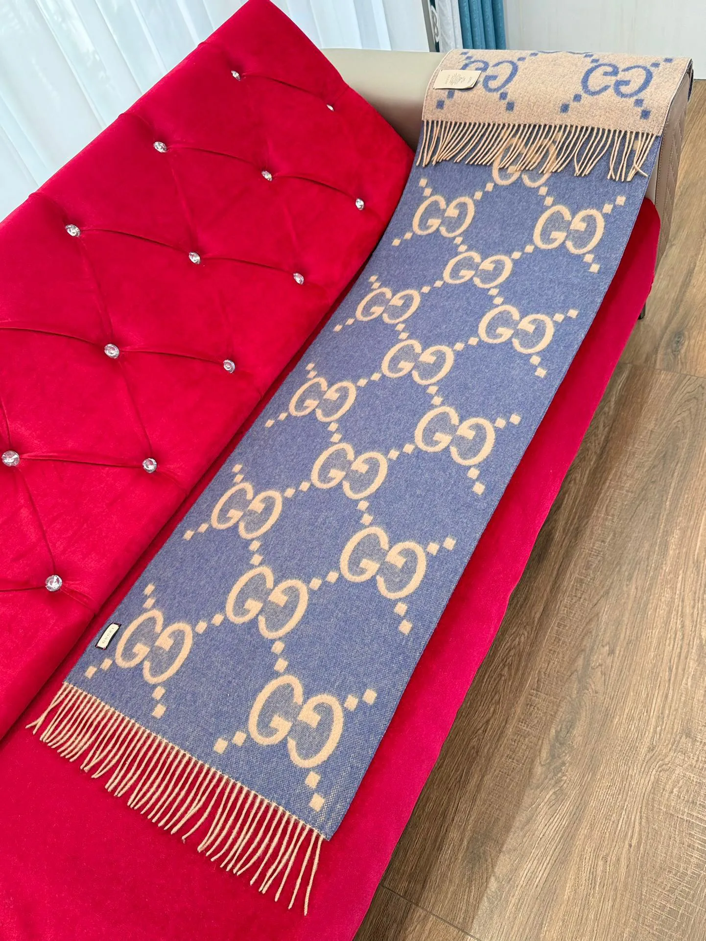 Шарфы Gucci 57091