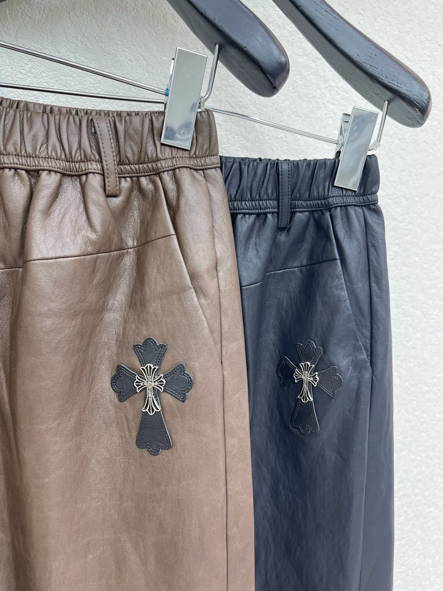 Шорты Женские Chrome Hearts 18017073