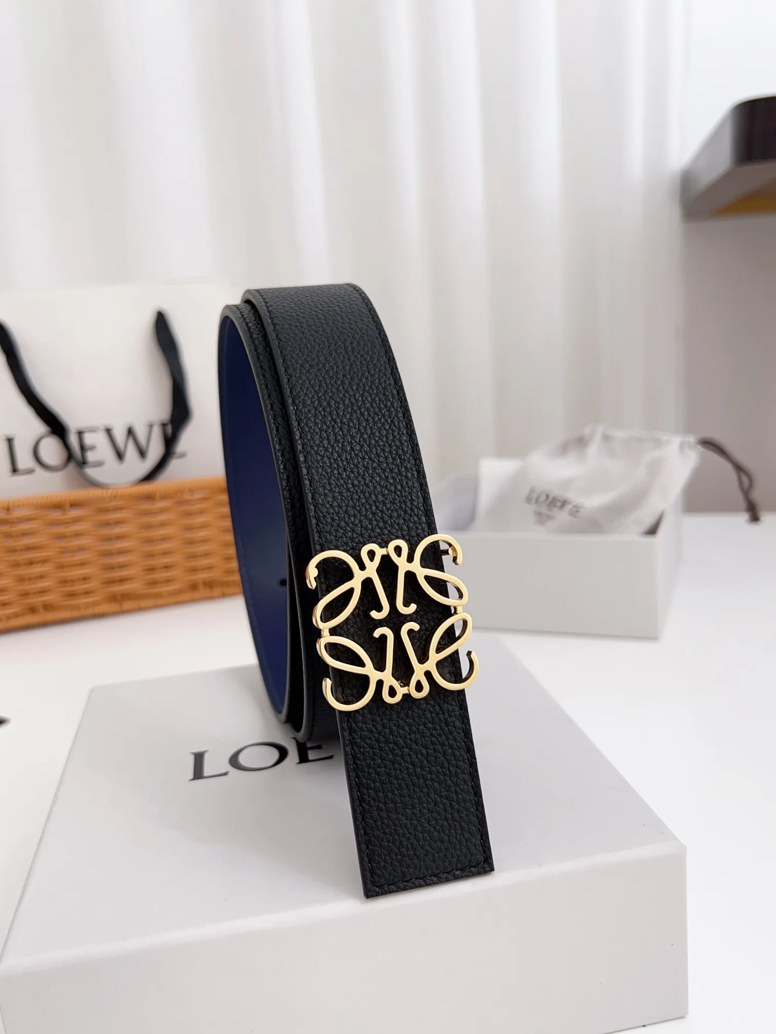 Ремни Loewe 18288