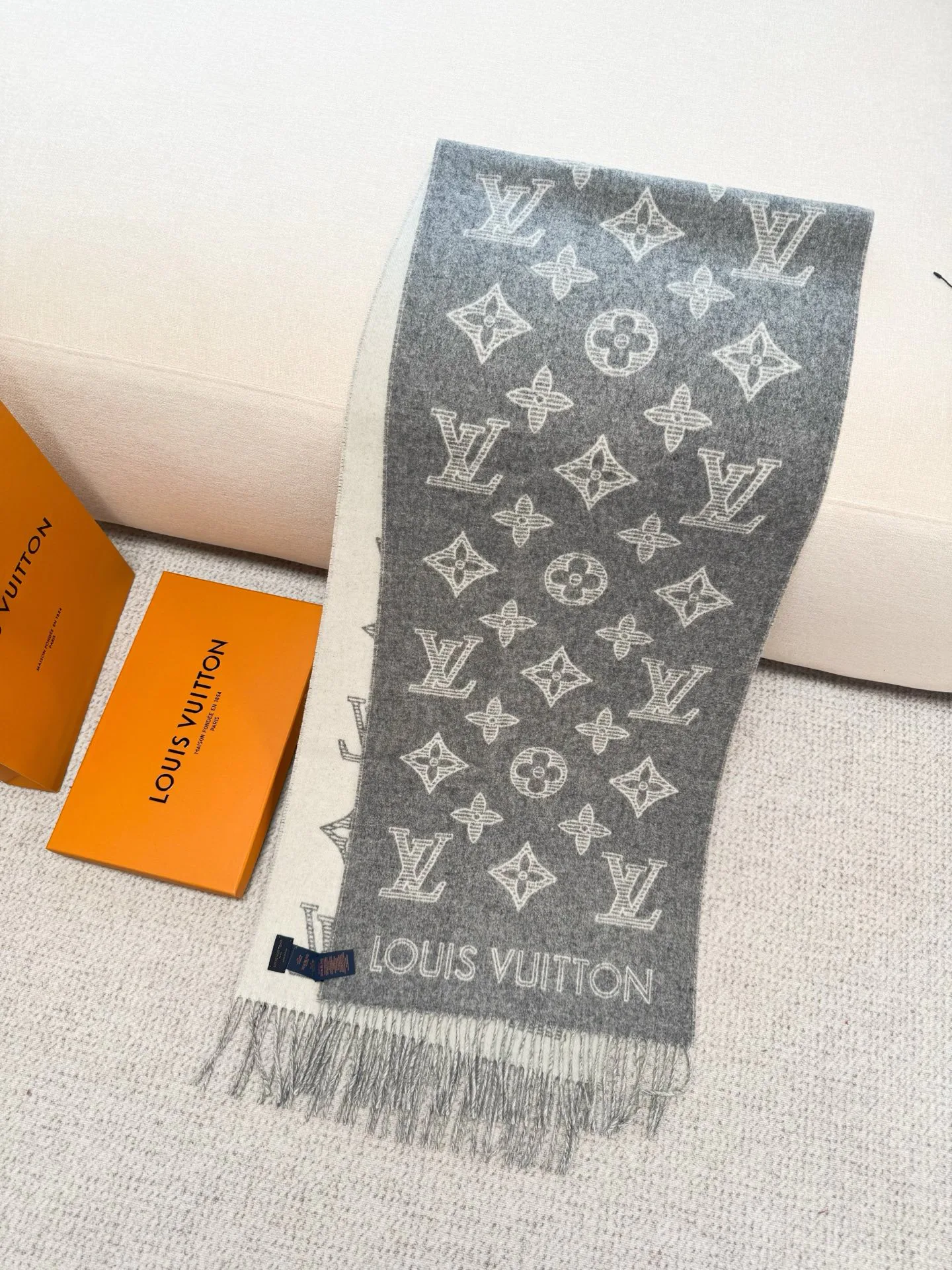 Шарфы Louis Vuitton 1326219