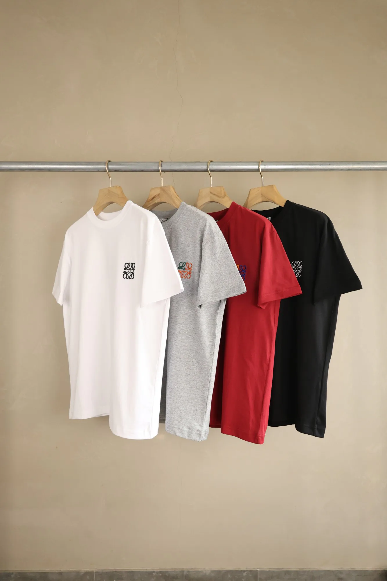 Футболки Женские Loewe 9555