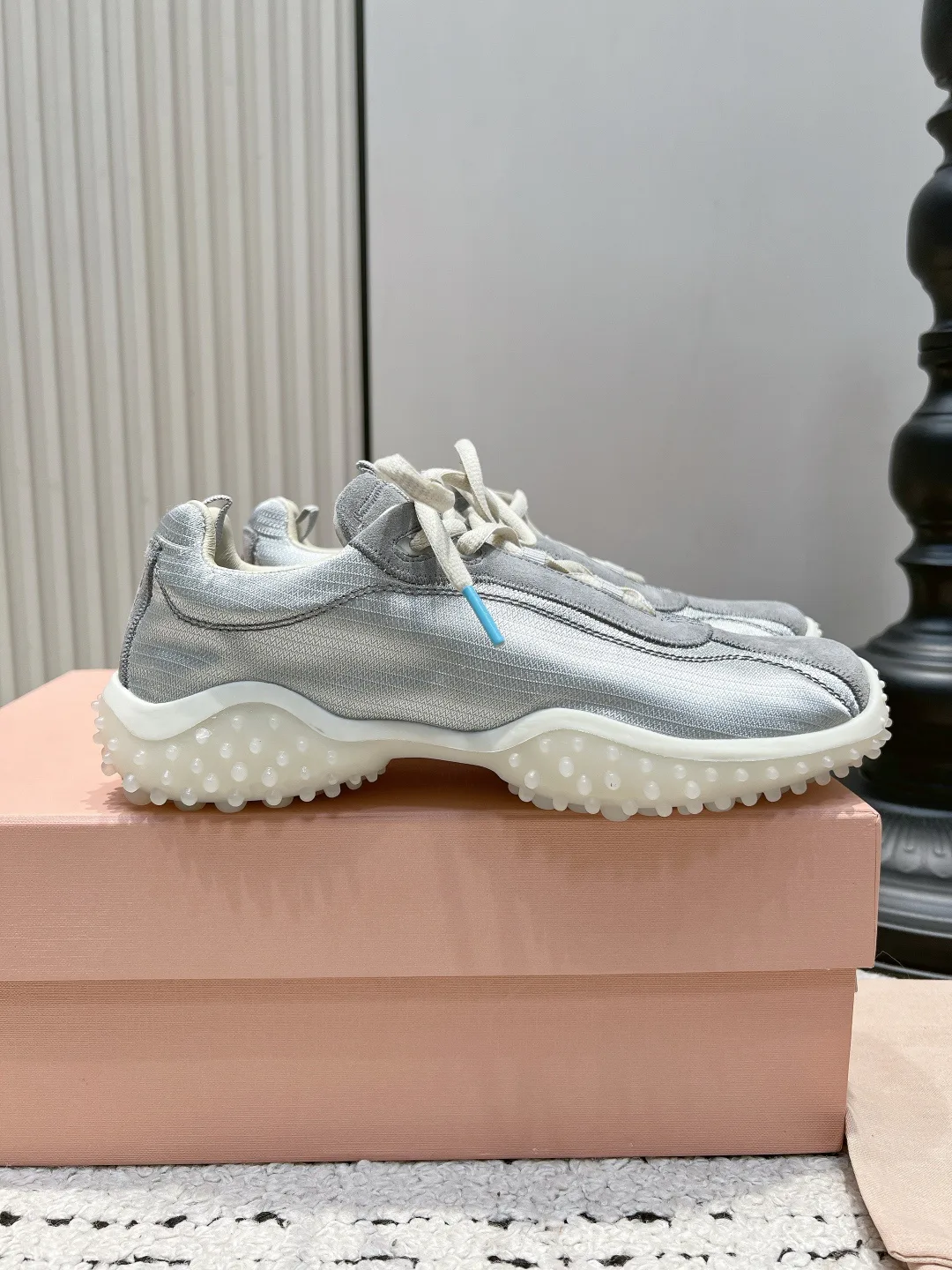 Кроссовки Женские Miu Miu 17578020