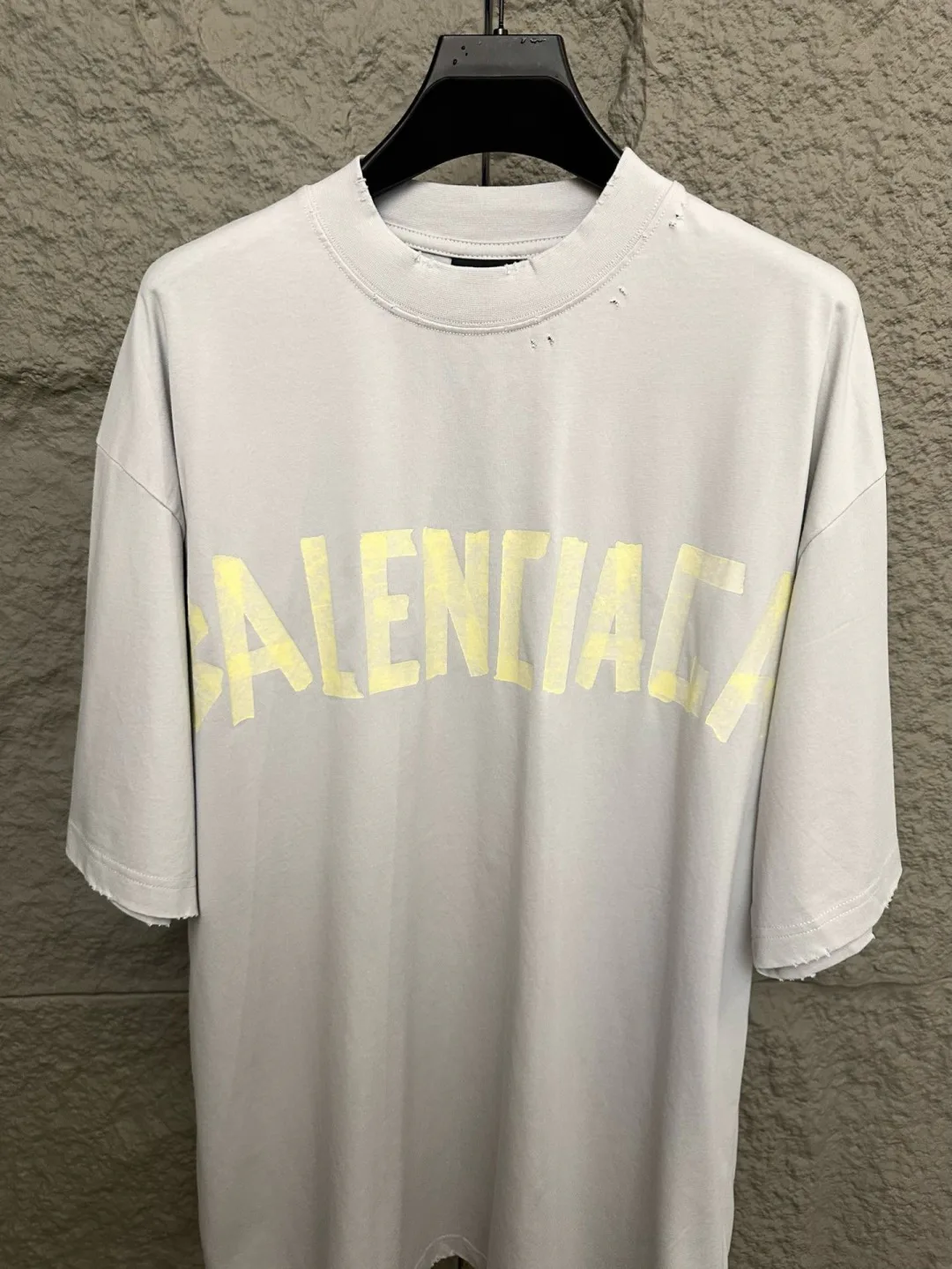 Футболки Женские Balenciaga 13426848