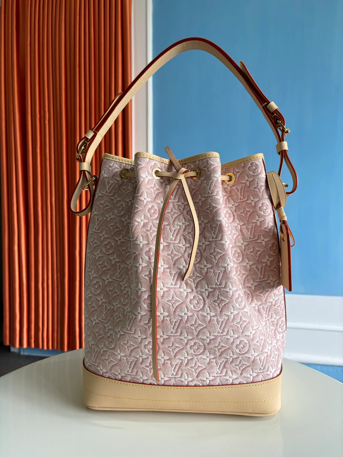 Классические Сумки Женские Louis Vuitton 17474826
