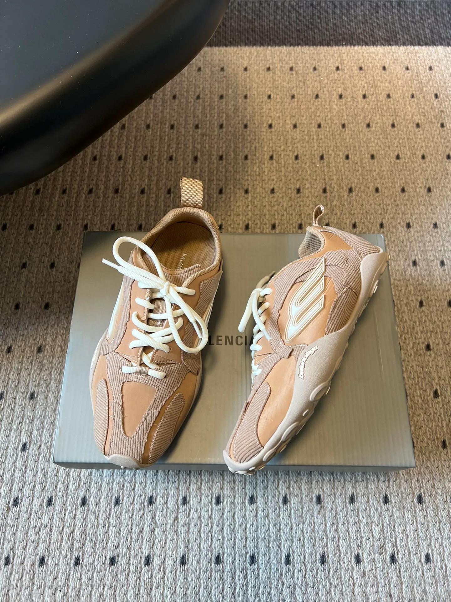 Кроссовки Женские Balenciaga 5017694