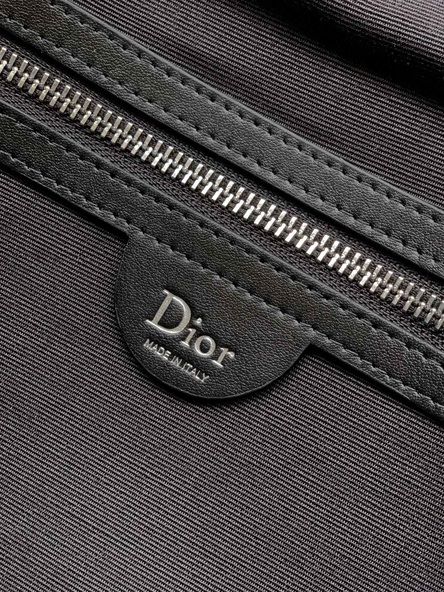 Классические Сумки Женские Christian Dior 12699478