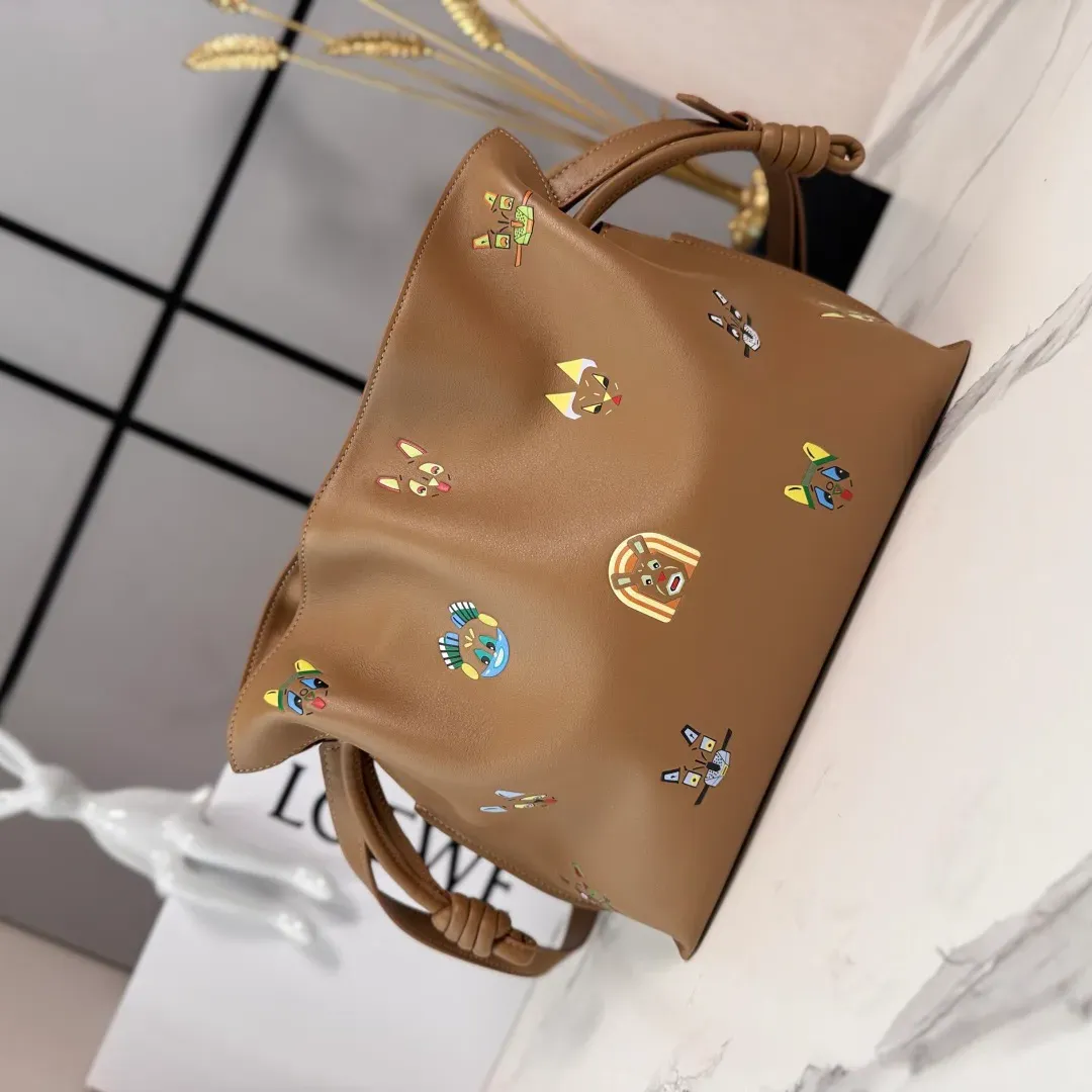 Классические Сумки Женские Loewe 6272496