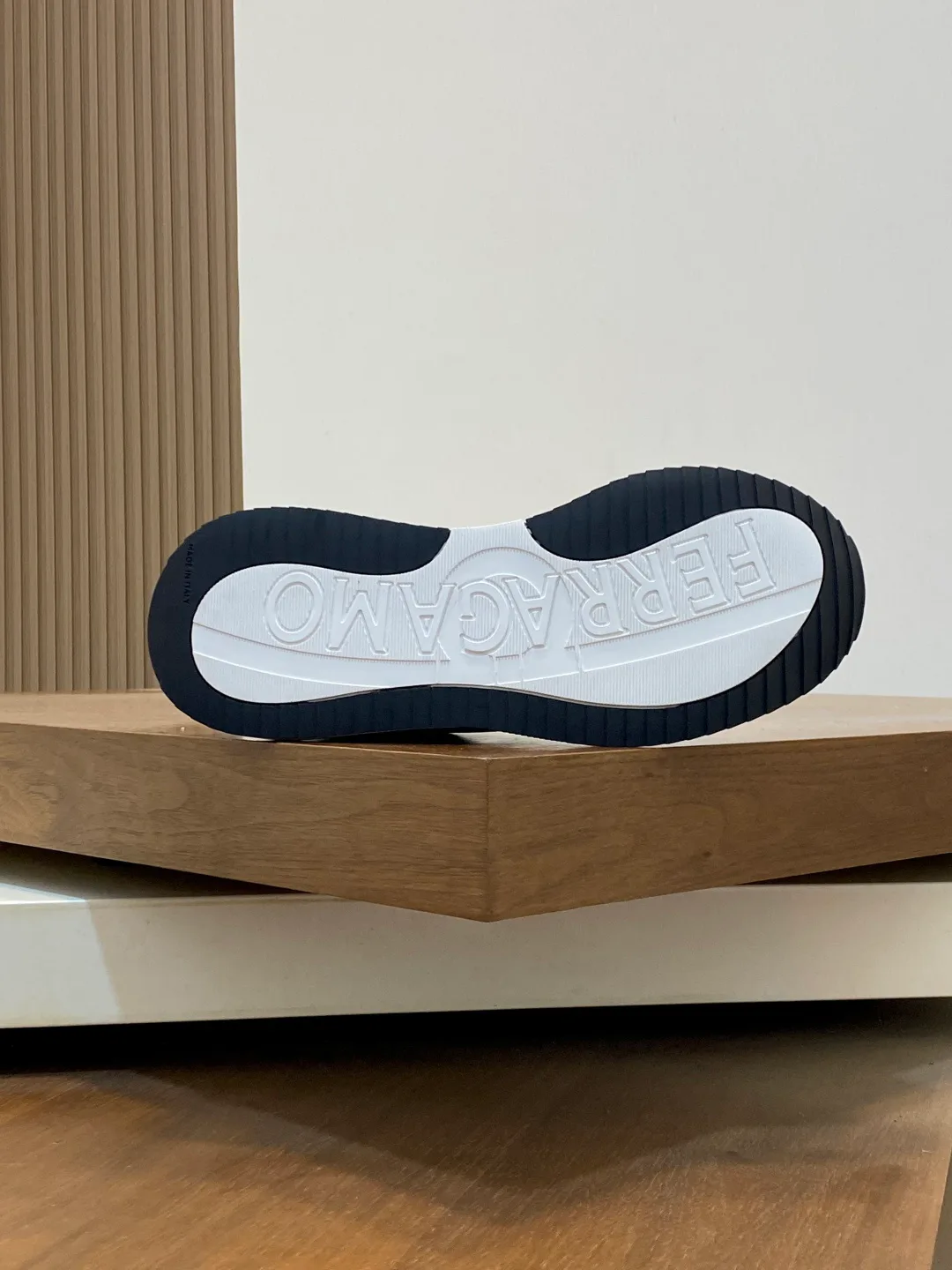 Кроссовки Мужские Salvatore Ferragamo 1498283