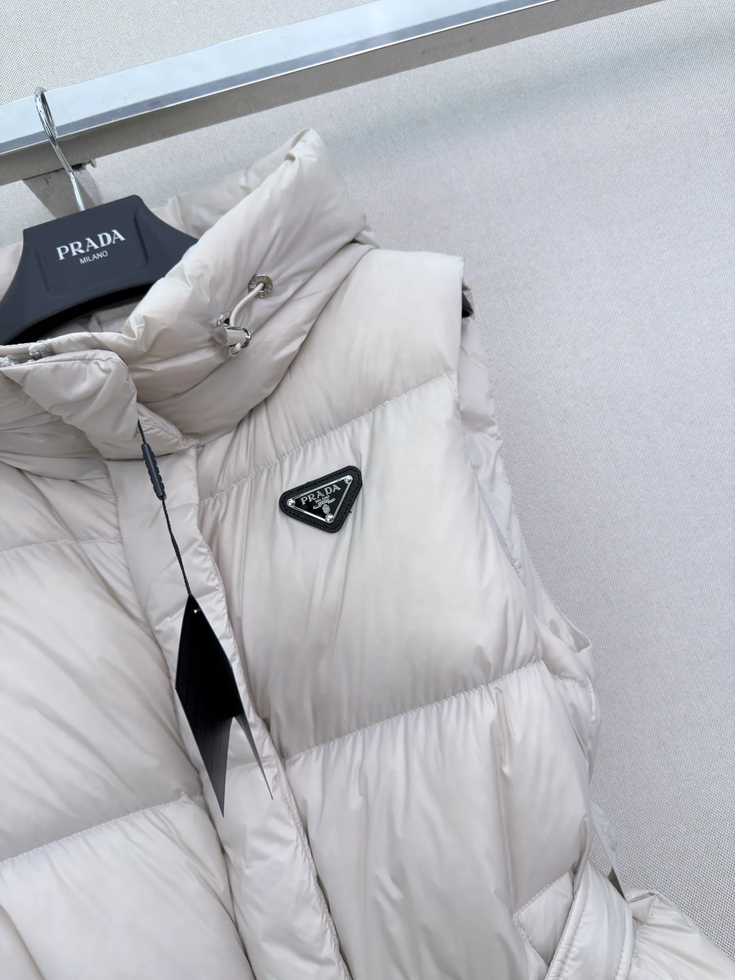 Куртки И Пуховики Женские Prada 18127502