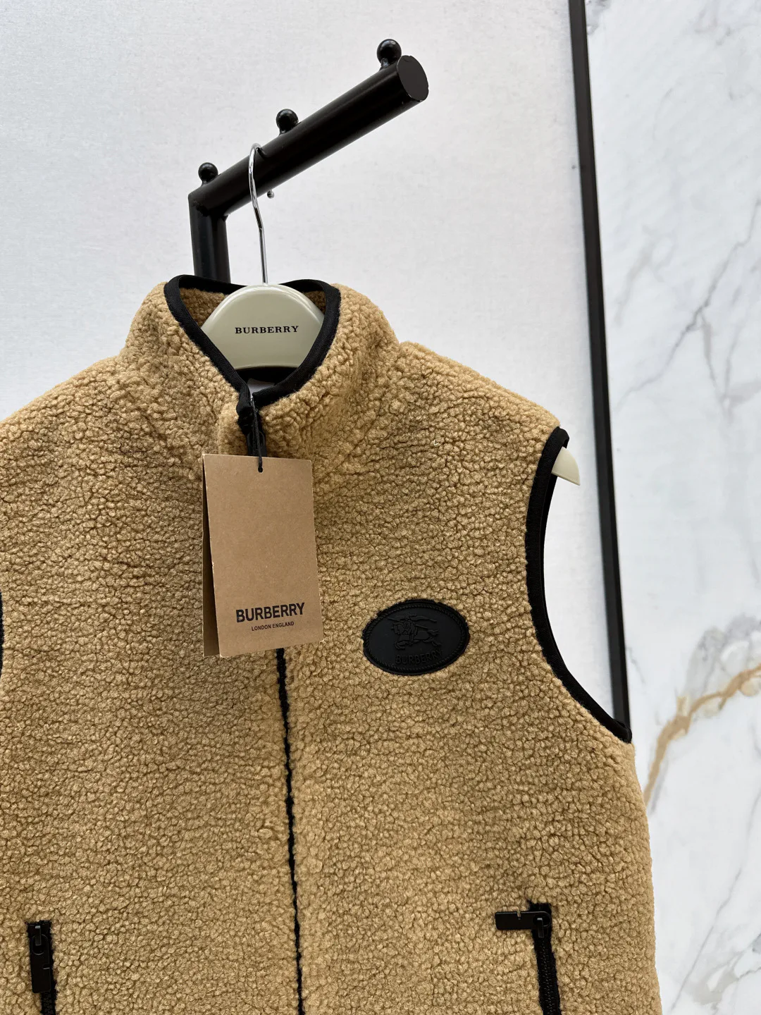 Жилеты Женские Burberry 63616