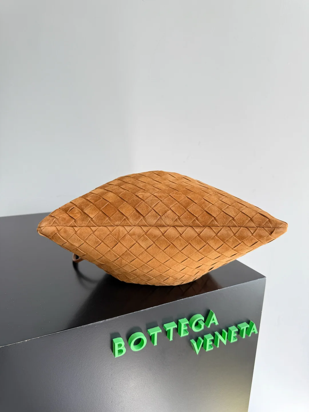 Сумки На Ремне Женские Bottega Veneta 11255441