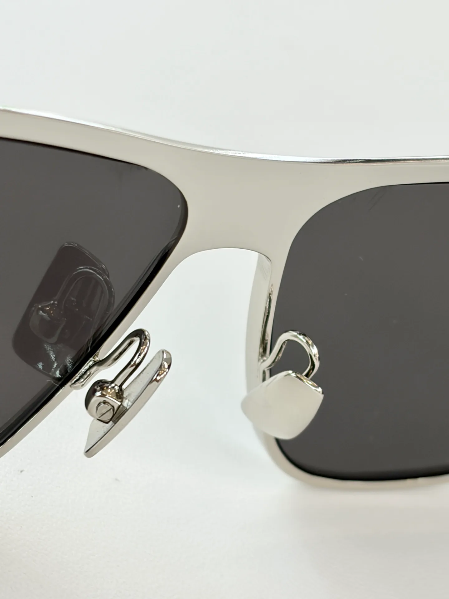 Очки Saint Laurent 13389350