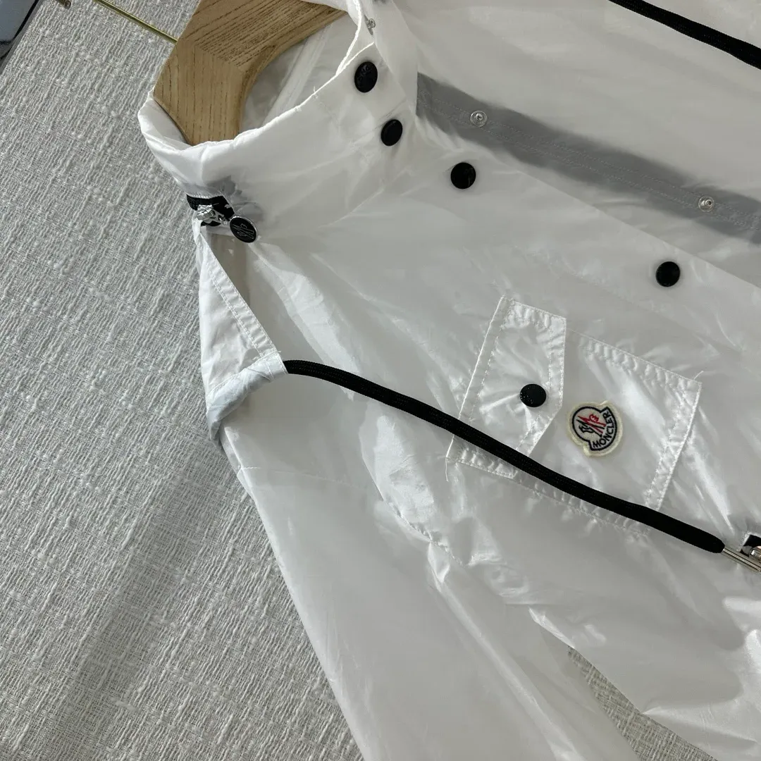 Куртки Женские Moncler Куртки Женские Moncler