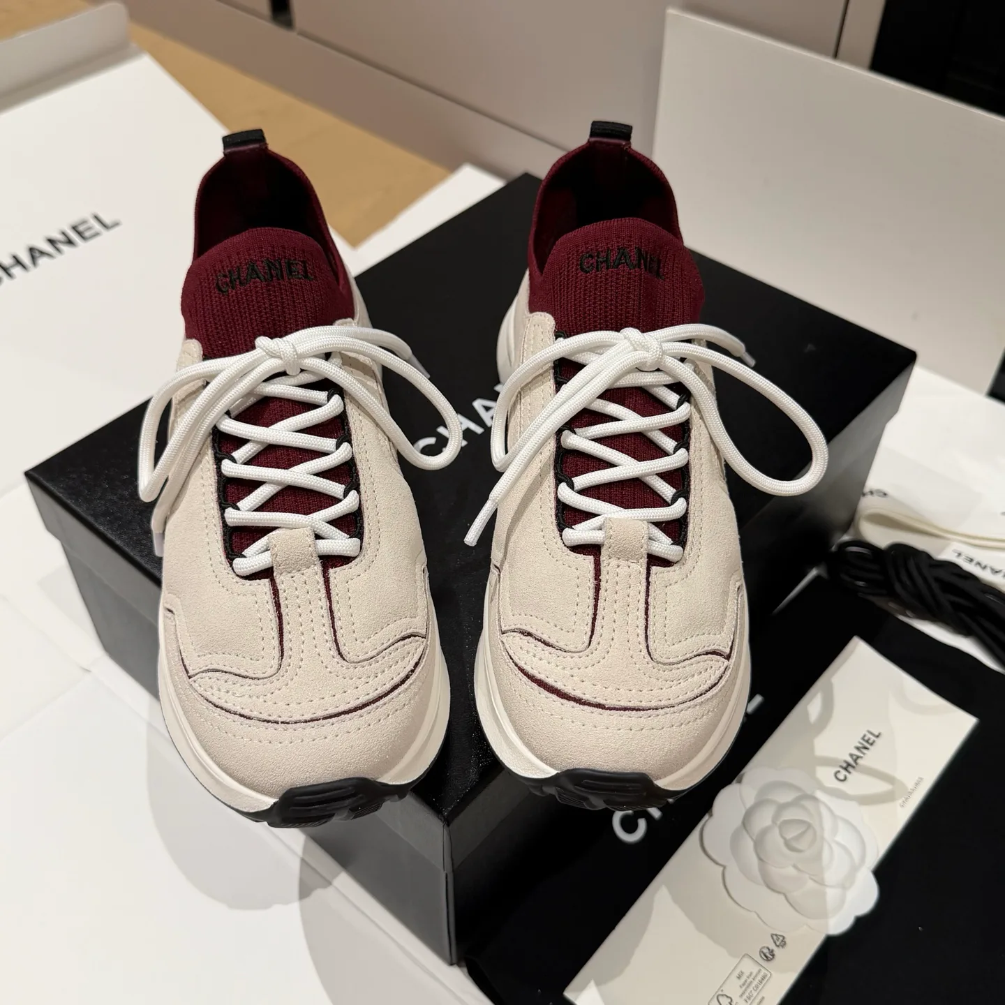 Кроссовки Женские Chanel 18121487