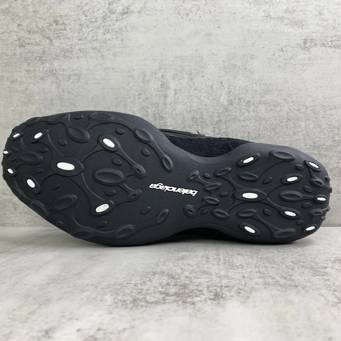 Кроссовки Женские Balenciaga 11216166