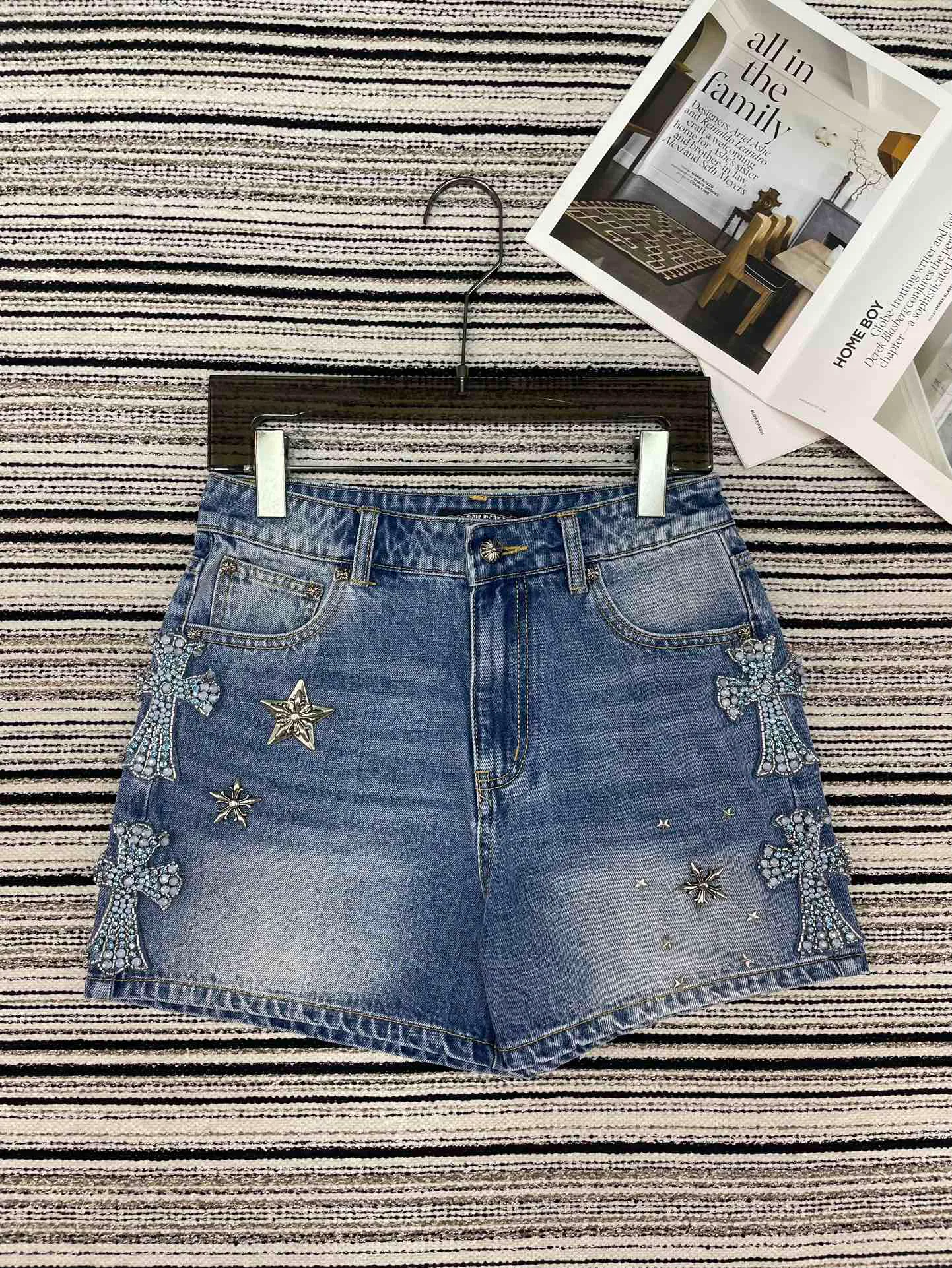 Шорты Женские Chrome Hearts 10731307