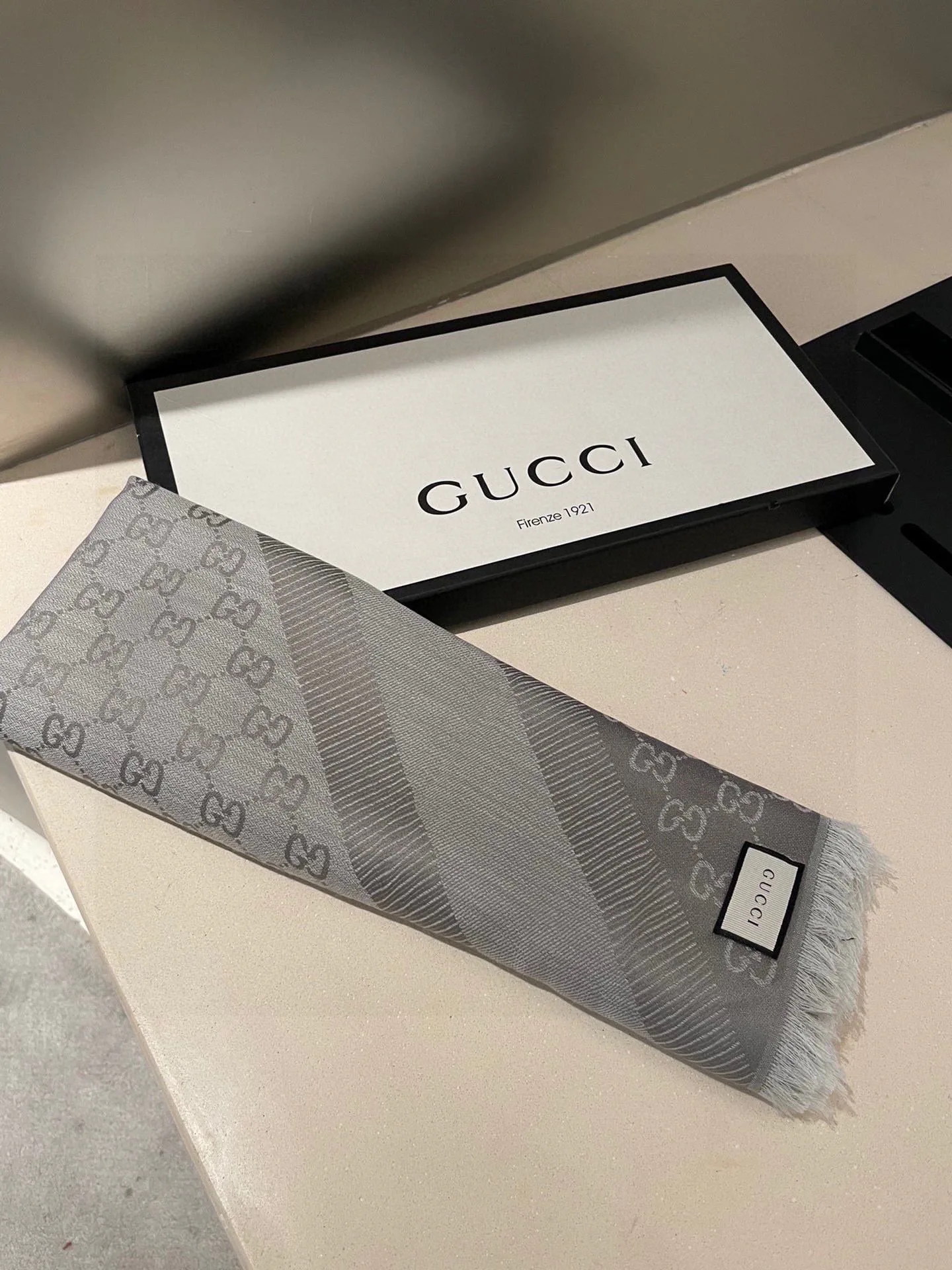 Шарфы Gucci 11633400