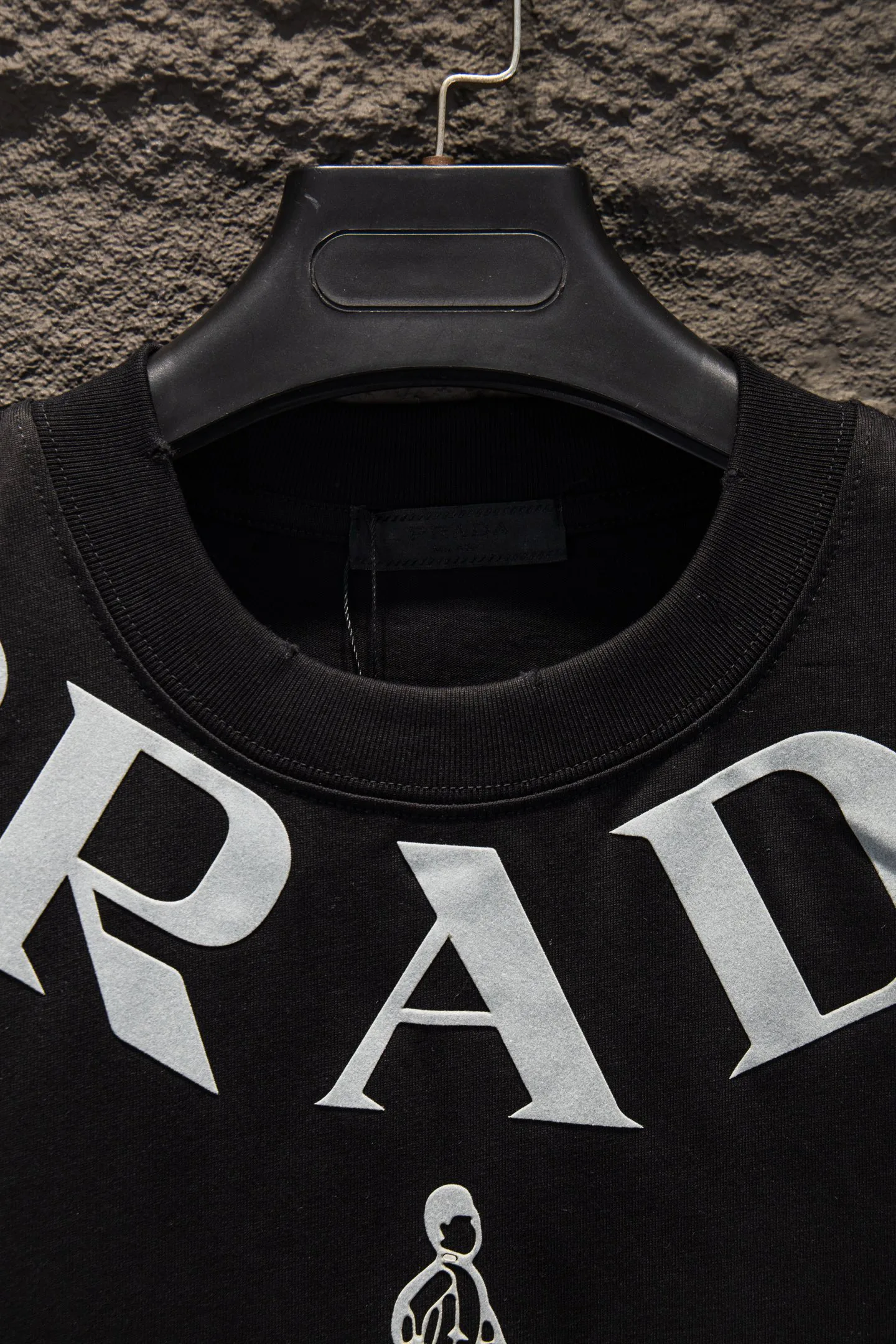 Футболки Женские Prada 9182409