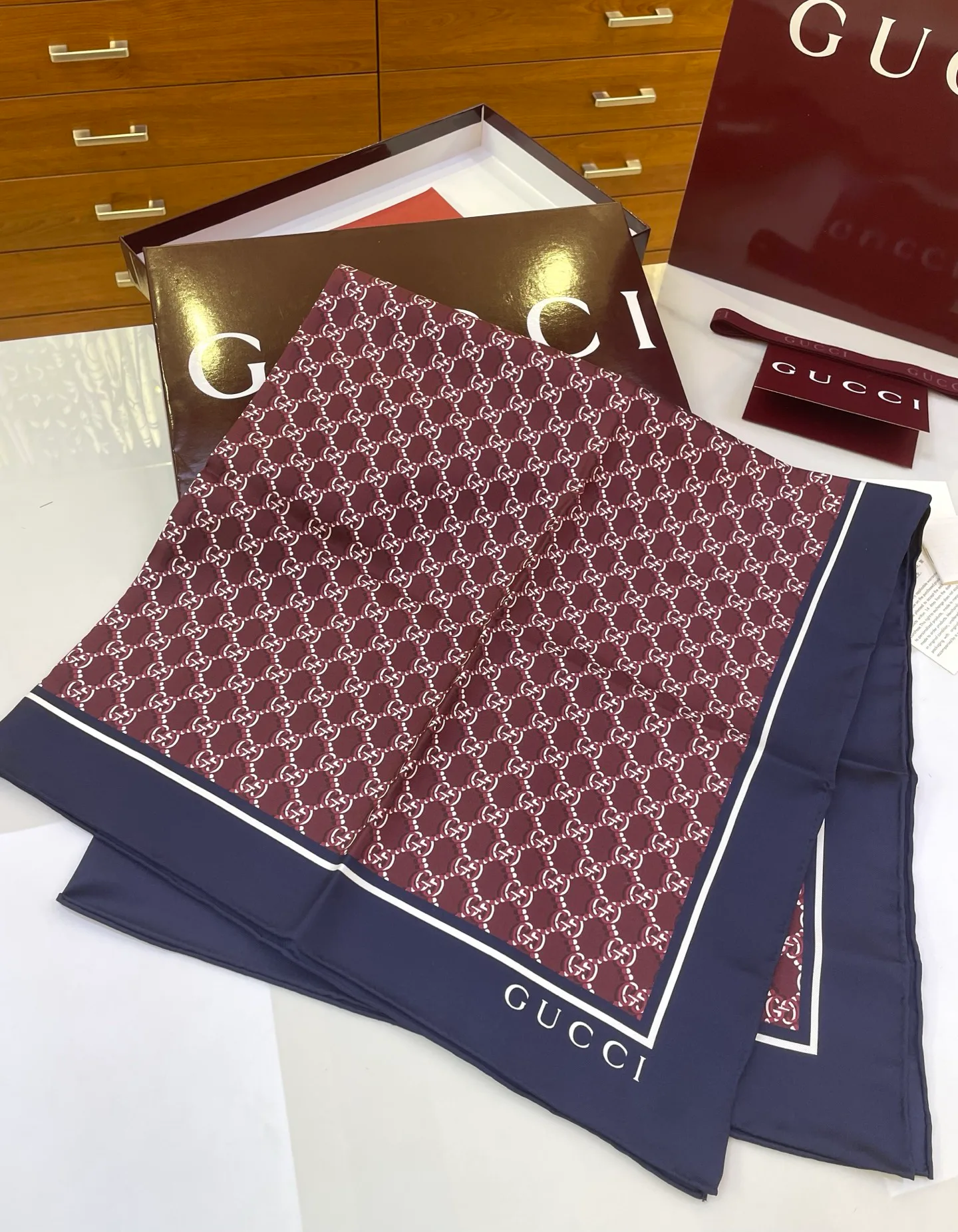 Платки Gucci 10477349