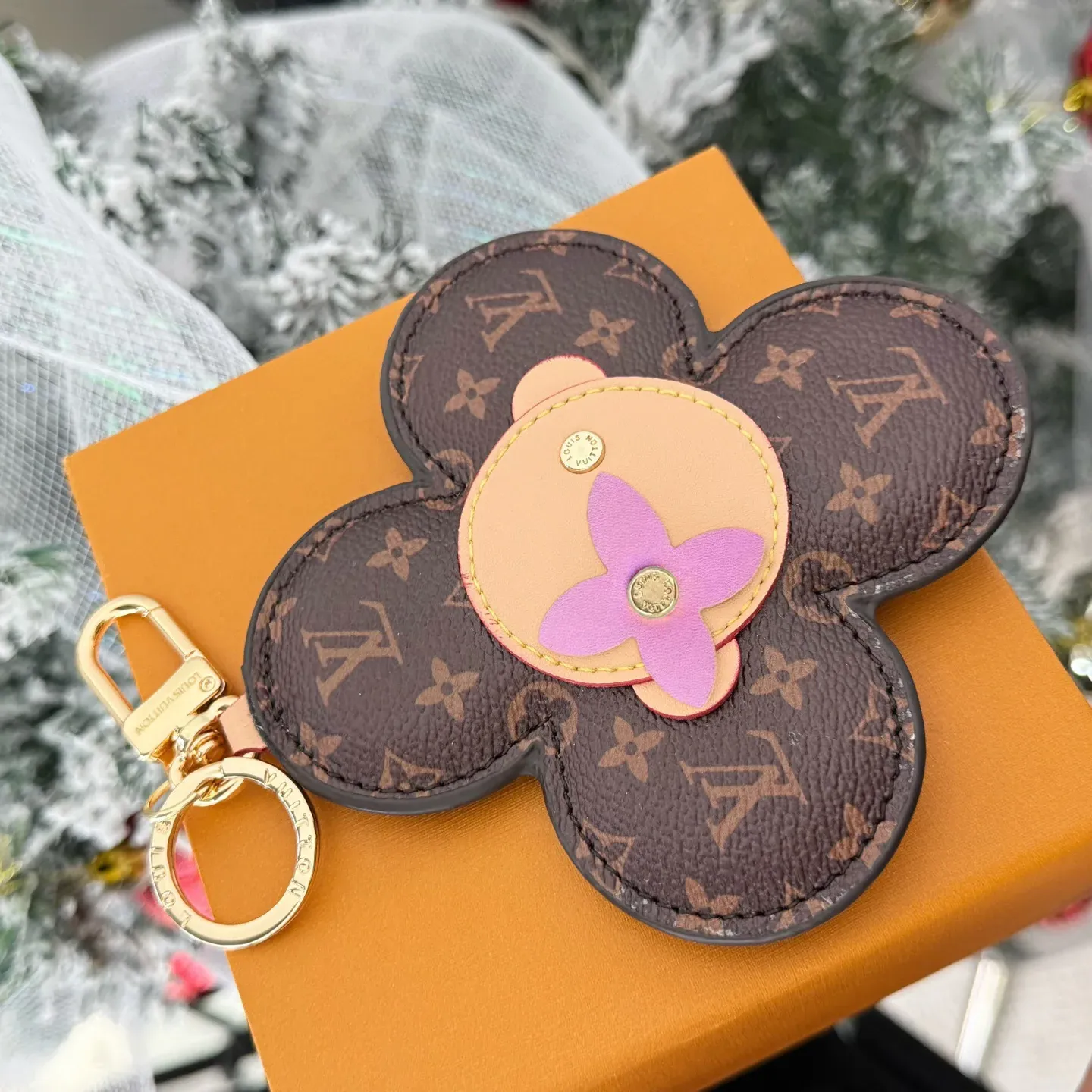 Ключницы Louis Vuitton 1118550