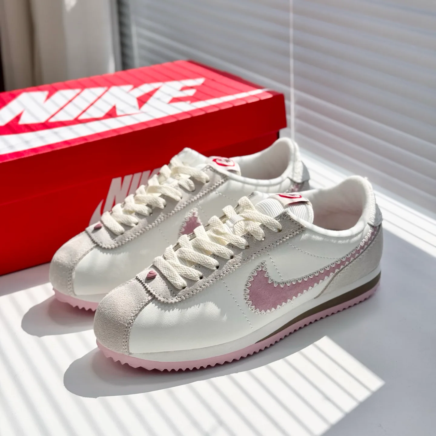 Кроссовки Женские Nike 10143