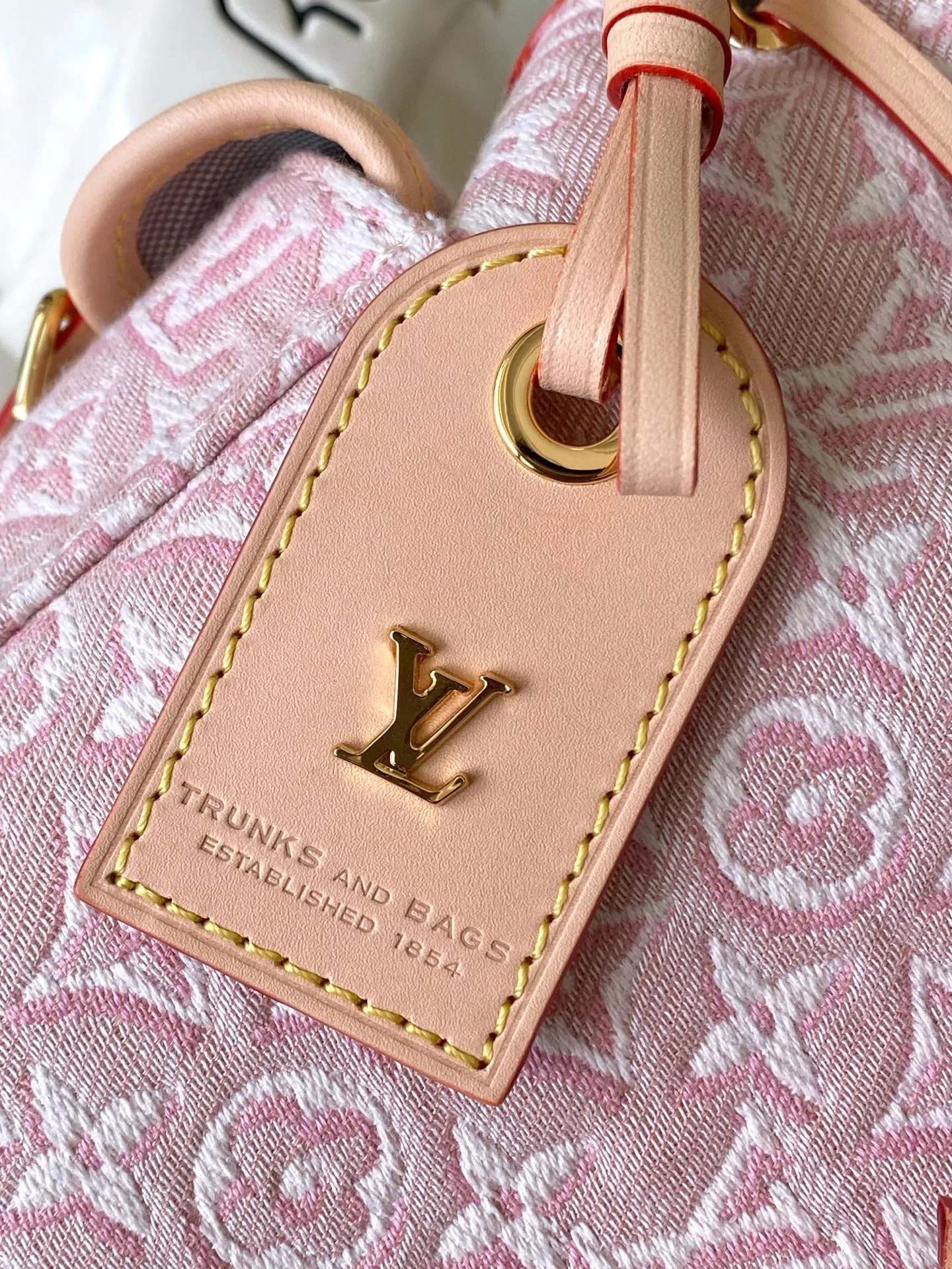 Классические Сумки Женские Louis Vuitton 18170465