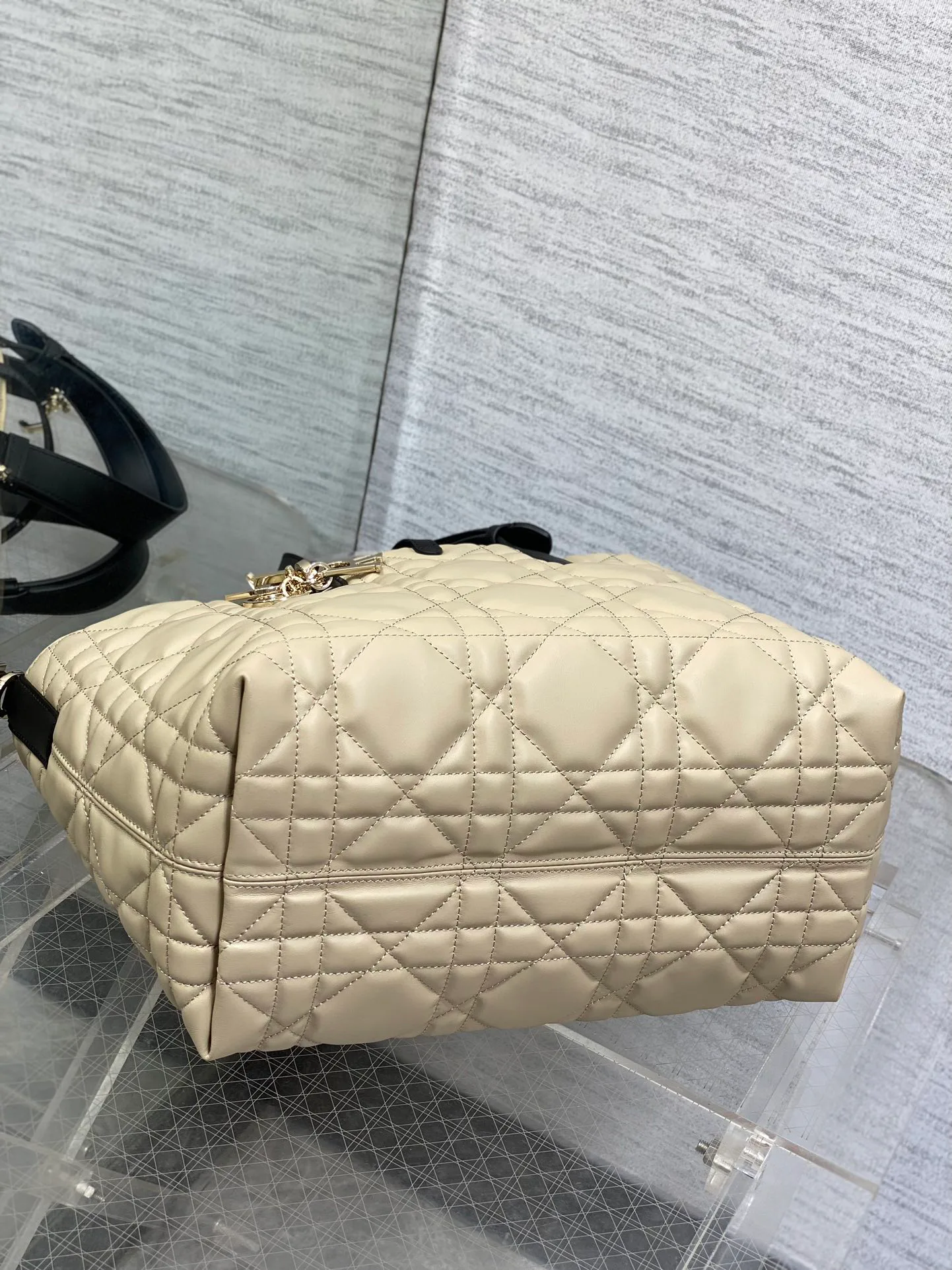 Классические Сумки Женские Christian Dior 11562689