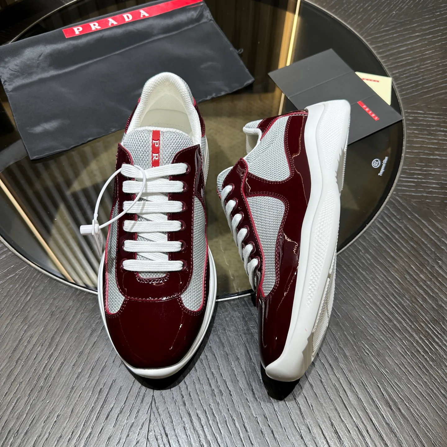 Кроссовки Мужские Prada 18192209