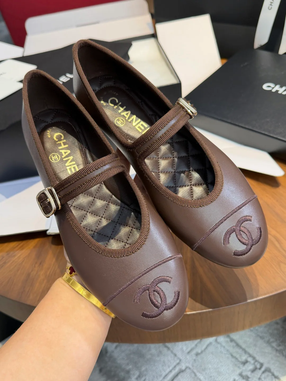 Туфли Женские Chanel 18566175