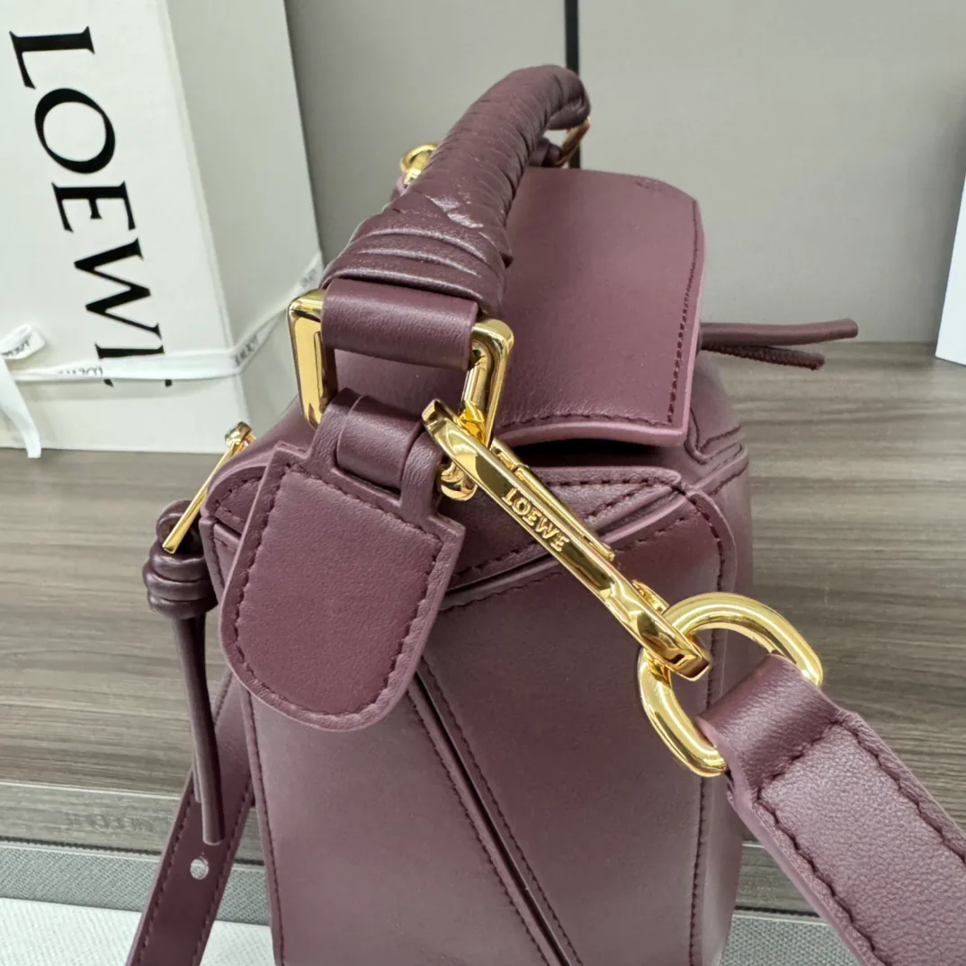 Сумки На Ремне Женские Loewe 820137