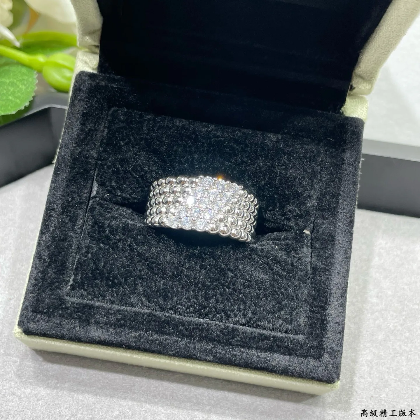 Бижутерия Van Cleef & Arpels 13176013